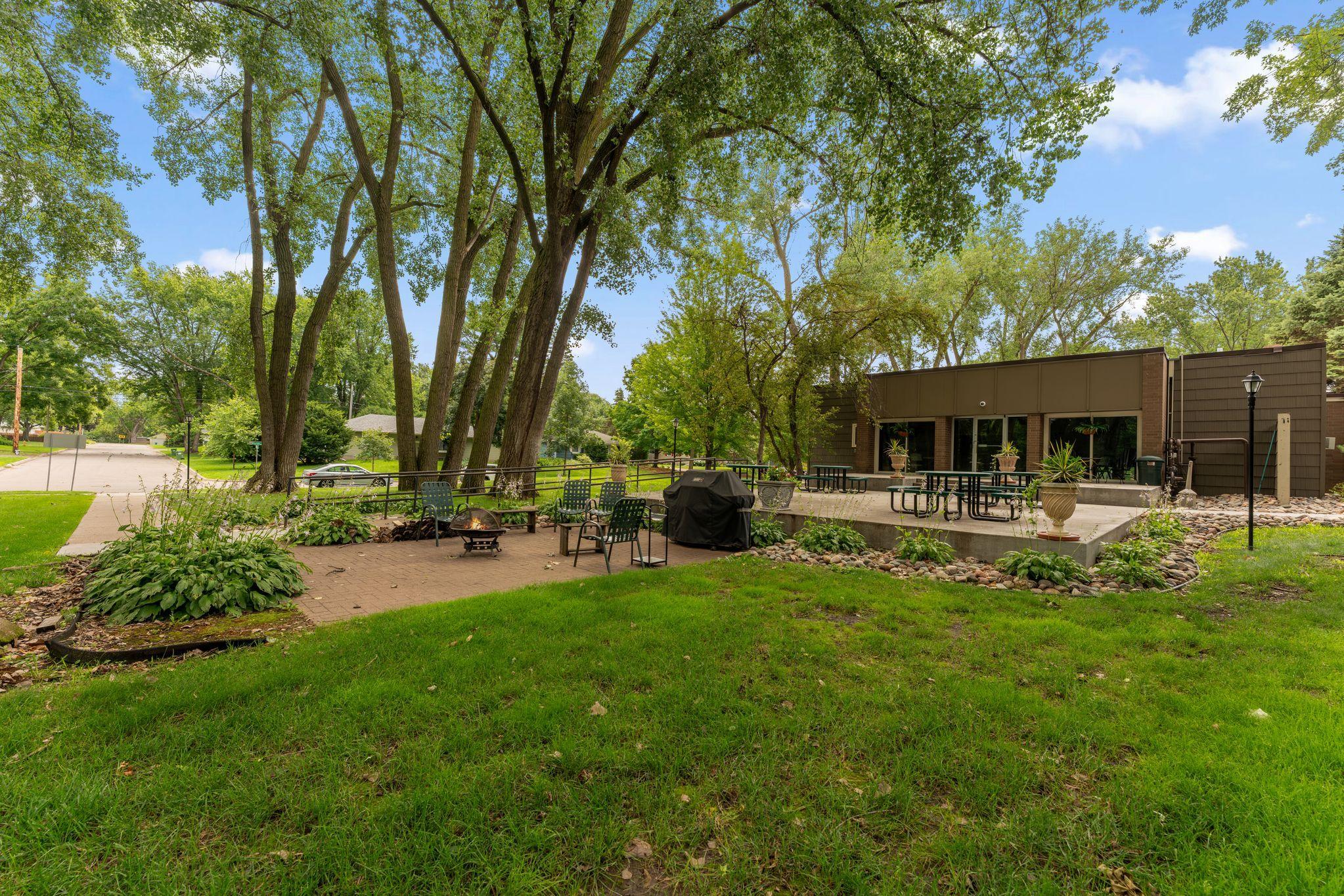 View of Residential at 2800 Hamline Avenue #216, Roseville MN 55113, Roseville (23 of 30) - Mike Wilen | Minnesota Team Real Estate