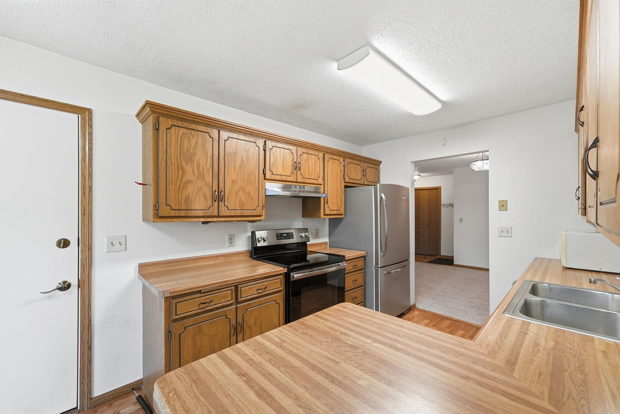 View of Residential at 2070 Stockinger Drive, Saint Cloud MN 56303, Saint Cloud (8 of 36) - Mike Wilen | Minnesota Team Real Estate