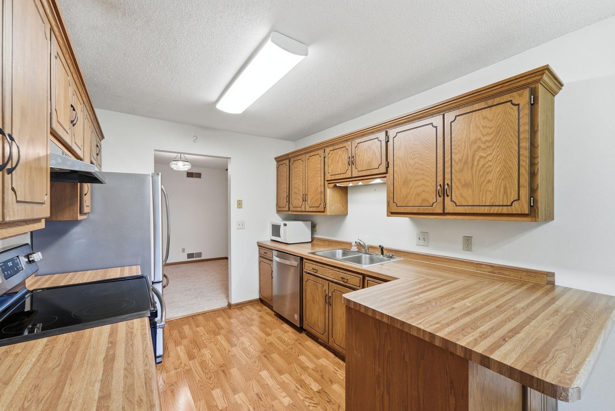 View of Residential at 2070 Stockinger Drive, Saint Cloud MN 56303, Saint Cloud (6 of 36) - Mike Wilen | Minnesota Team Real Estate