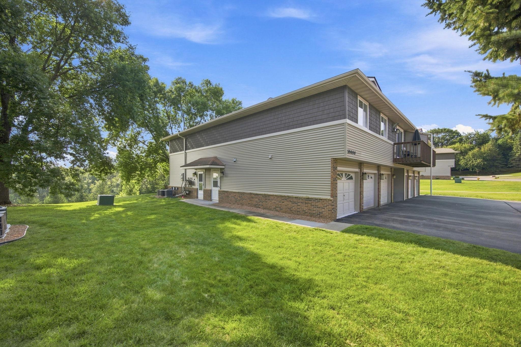 View of Residential at 14000 44th Place #2, Plymouth MN 55446, Plymouth (17 of 18) - Mike Wilen | Minnesota Team Real Estate