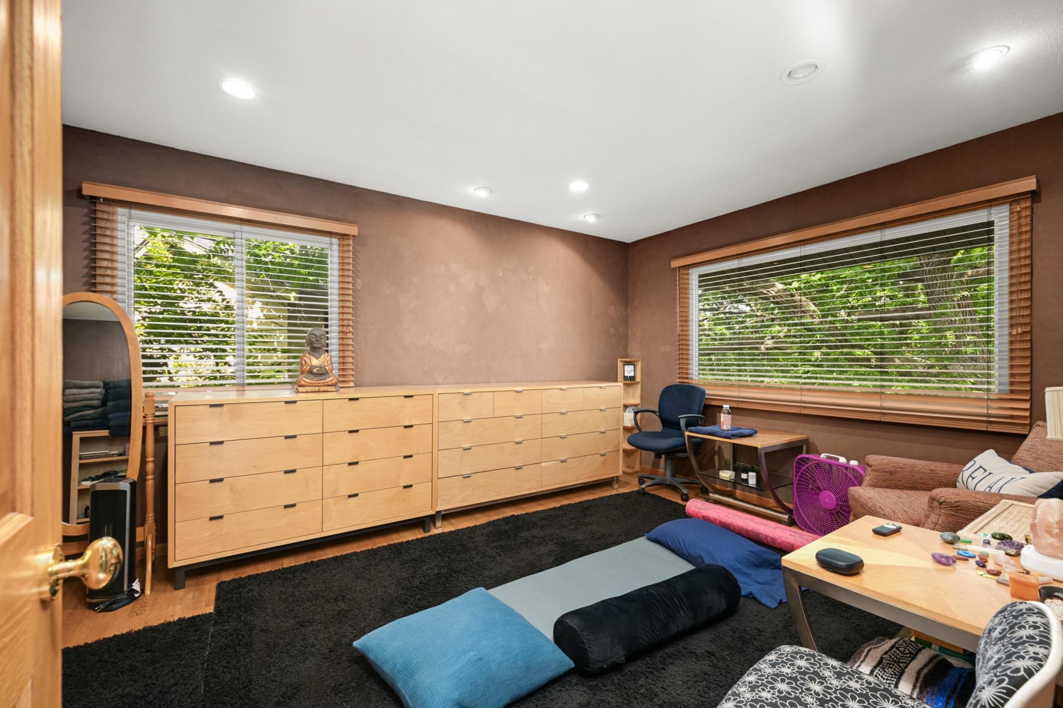 View of Residential Income at 2918 Benton Boulevard, Minneapolis MN 55416, Minneapolis (18 of 34) - Mike Wilen | Minnesota Team Real Estate