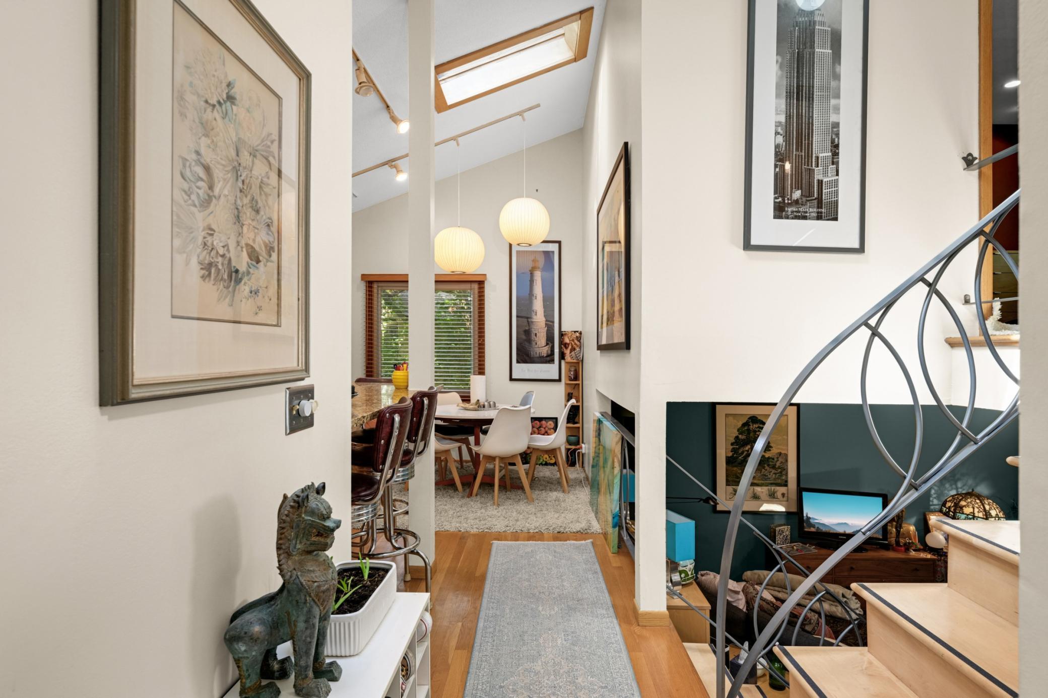 View of Residential Income at 2918 Benton Boulevard, Minneapolis MN 55416, Minneapolis (13 of 34) - Mike Wilen | Minnesota Team Real Estate