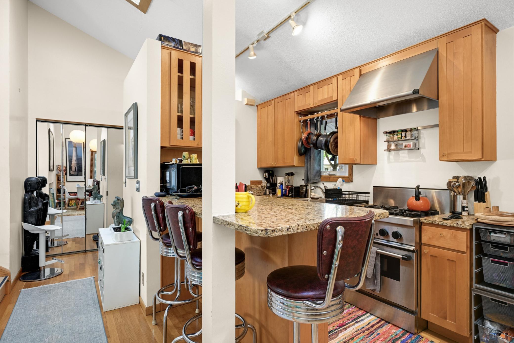 View of Residential Income at 2918 Benton Boulevard, Minneapolis MN 55416, Minneapolis (12 of 34) - Mike Wilen | Minnesota Team Real Estate