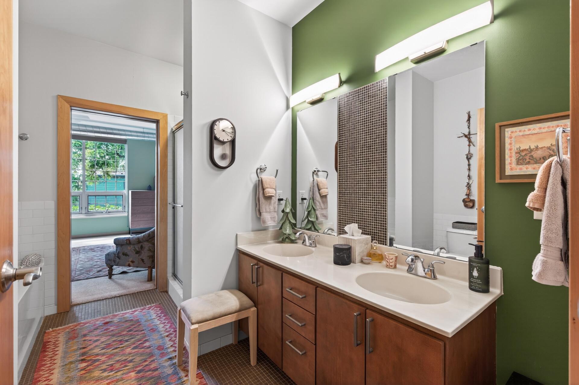 View of Residential at 521 2nd Street #301, Minneapolis MN 55414, Minneapolis (22 of 29) - Mike Wilen | Minnesota Team Real Estate