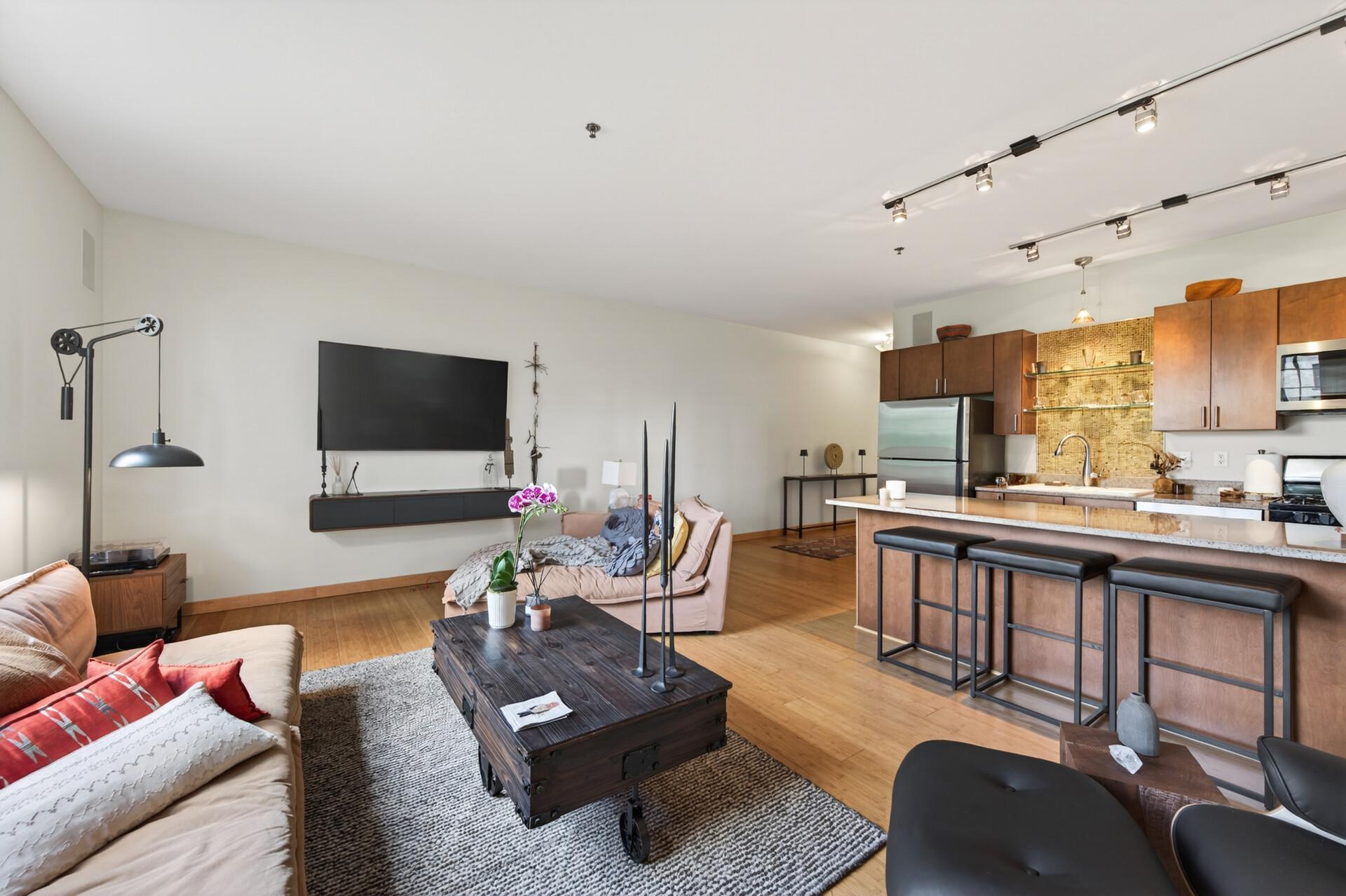 View of Residential at 521 2nd Street #301, Minneapolis MN 55414, Minneapolis (7 of 29) - Mike Wilen | Minnesota Team Real Estate