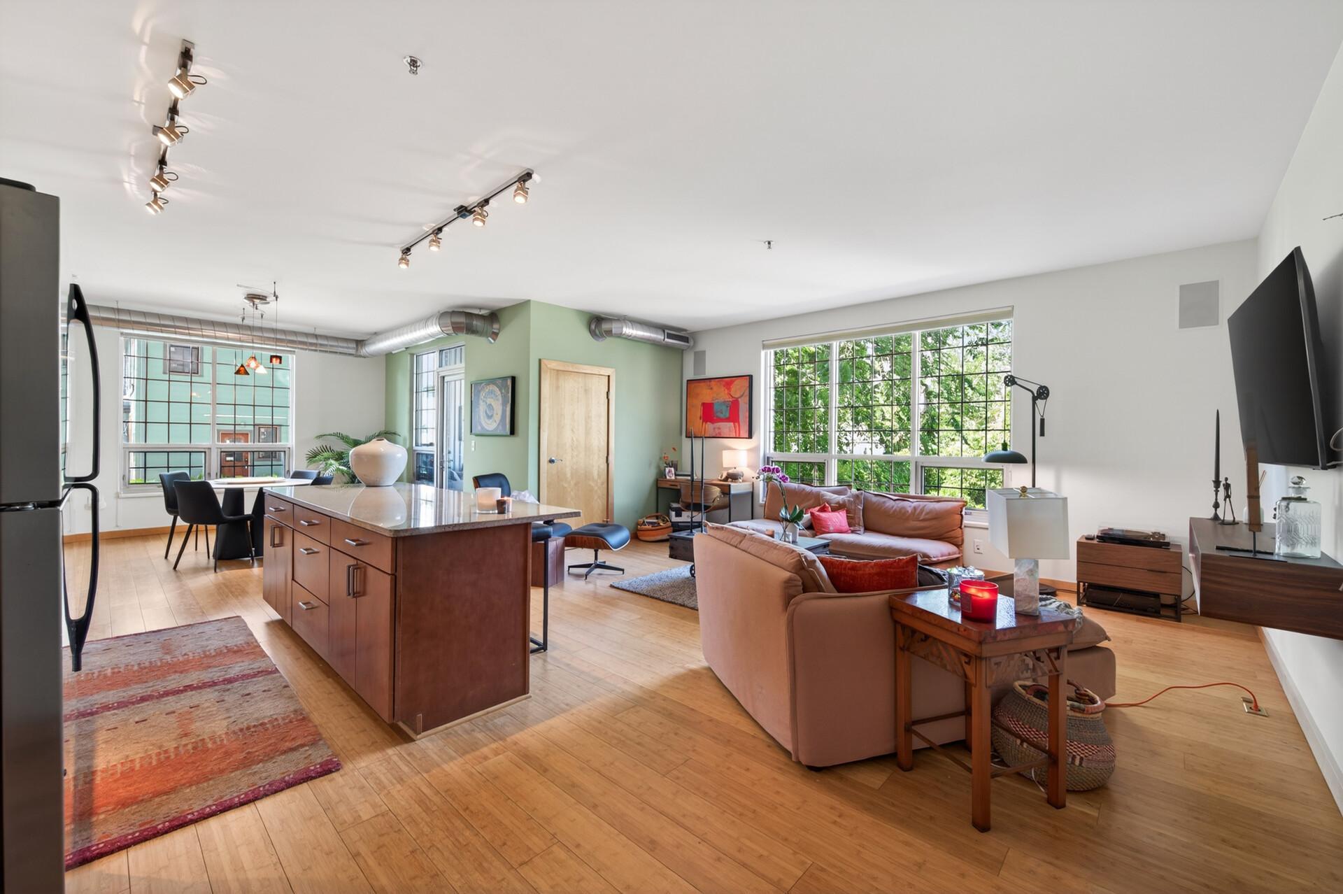 View of Residential at 521 2nd Street #301, Minneapolis MN 55414, Minneapolis (4 of 29) - Mike Wilen | Minnesota Team Real Estate