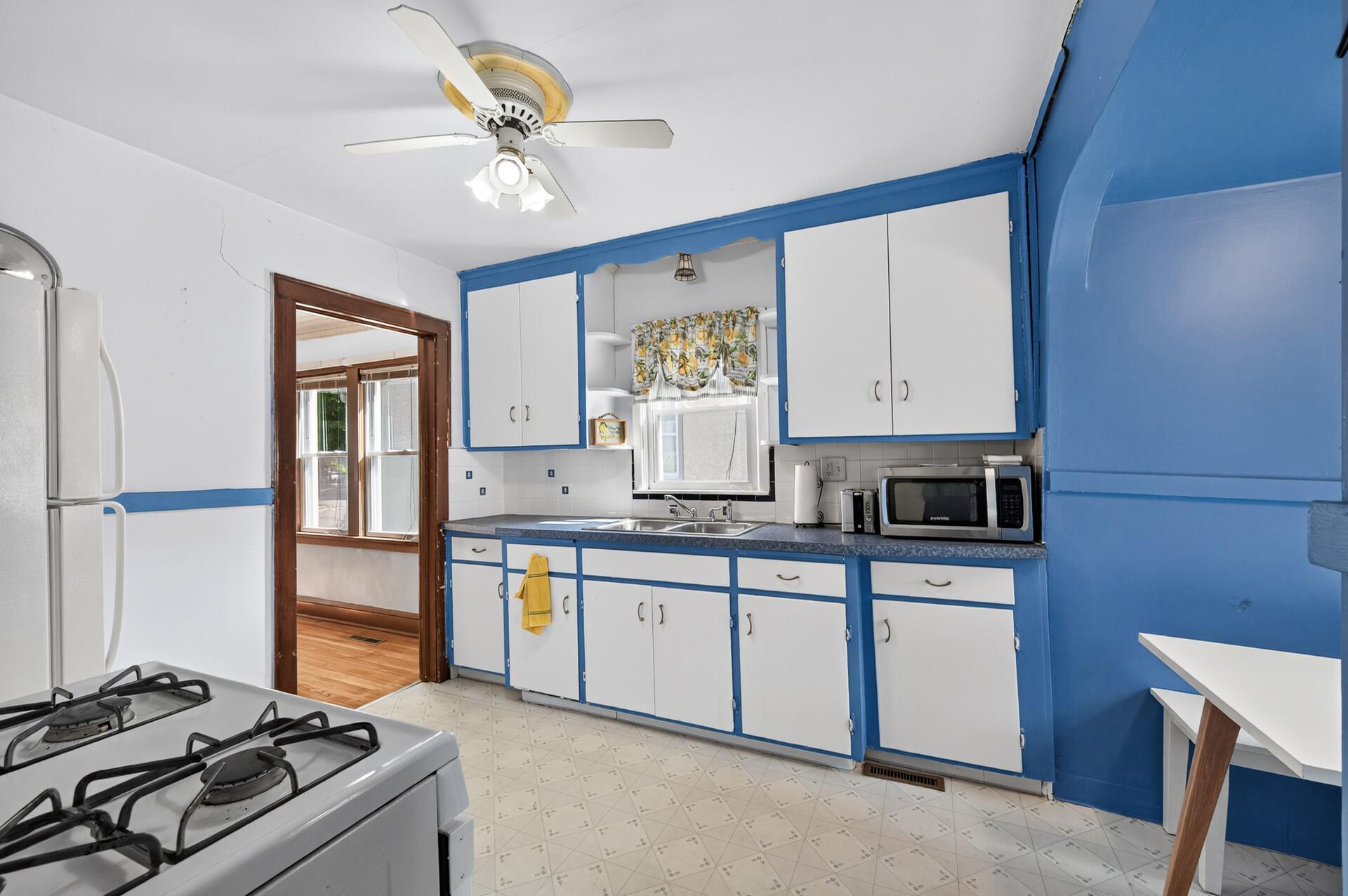 View of Residential at 4807 Bryant Avenue, Minneapolis MN 55430, Minneapolis (13 of 39) - Mike Wilen | Minnesota Team Real Estate