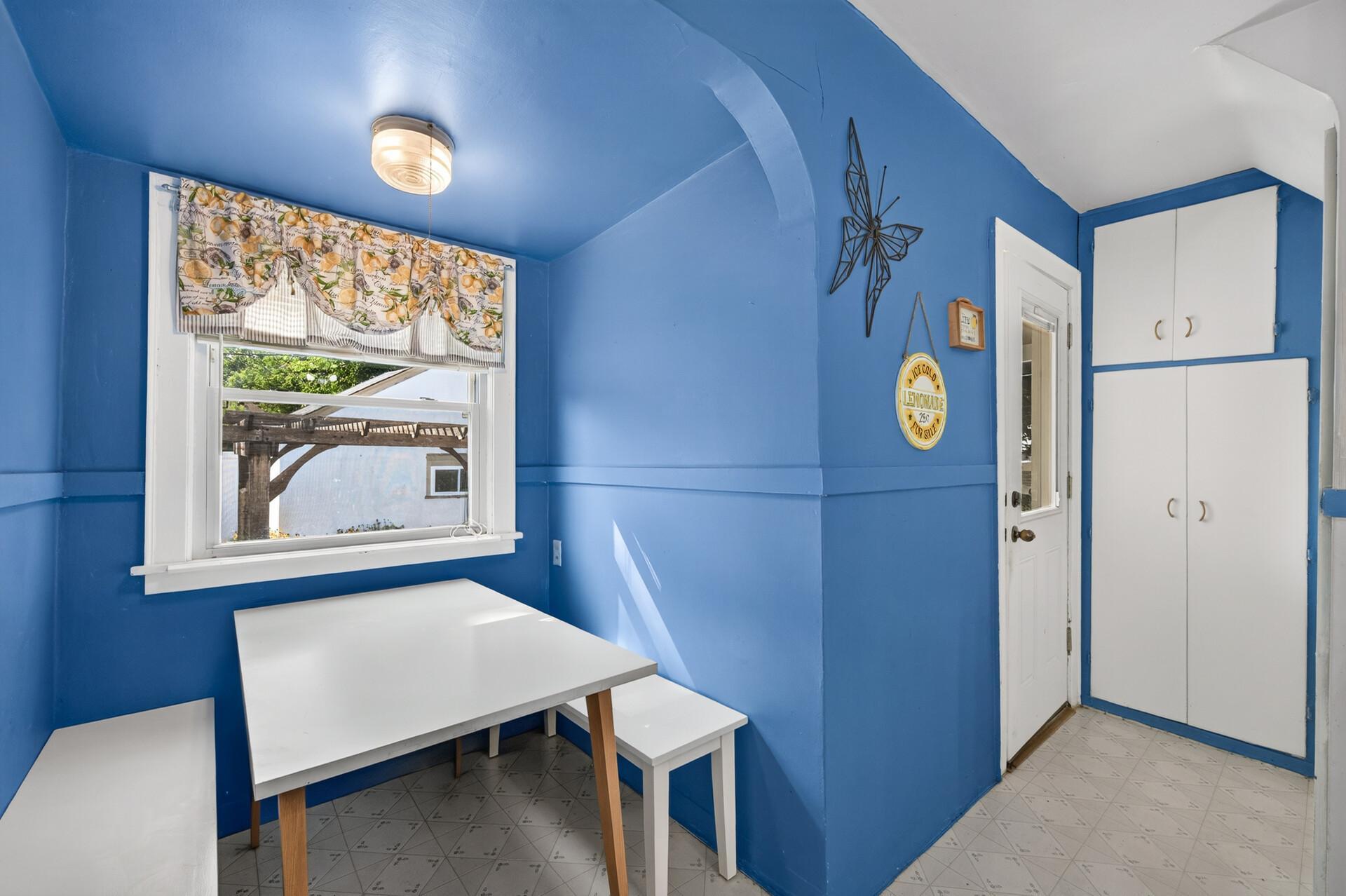 View of Residential at 4807 Bryant Avenue, Minneapolis MN 55430, Minneapolis (12 of 39) - Mike Wilen | Minnesota Team Real Estate