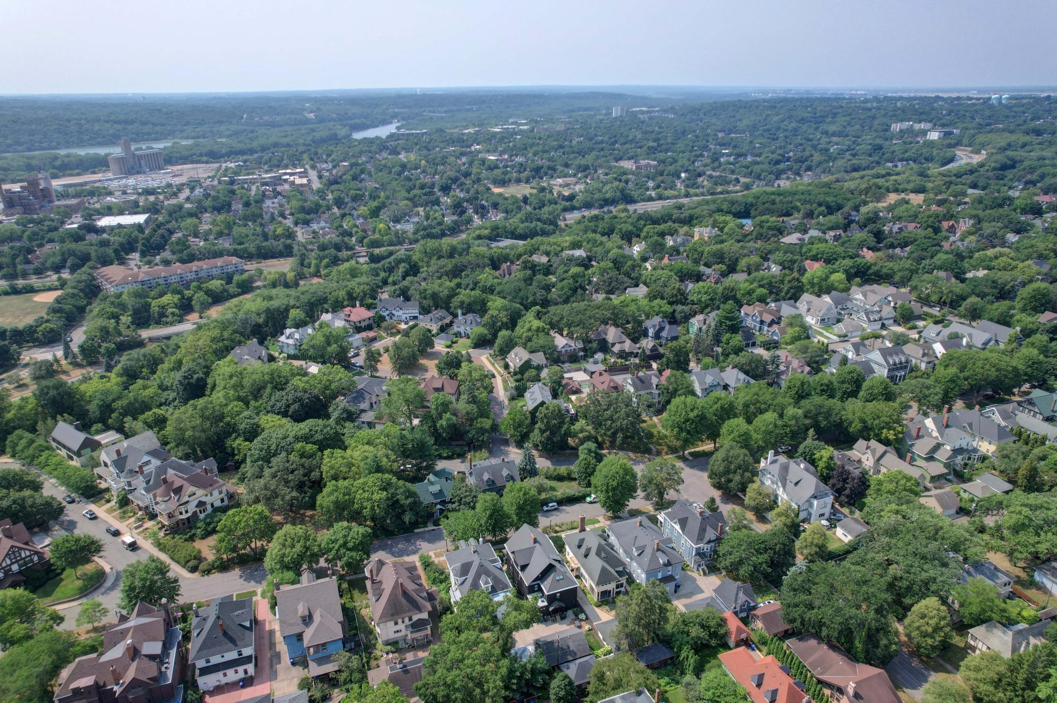 View of Residential at 661 Fairmount Avenue, Saint Paul MN 55105, Saint Paul (72 of 81) - Mike Wilen | Minnesota Team Real Estate