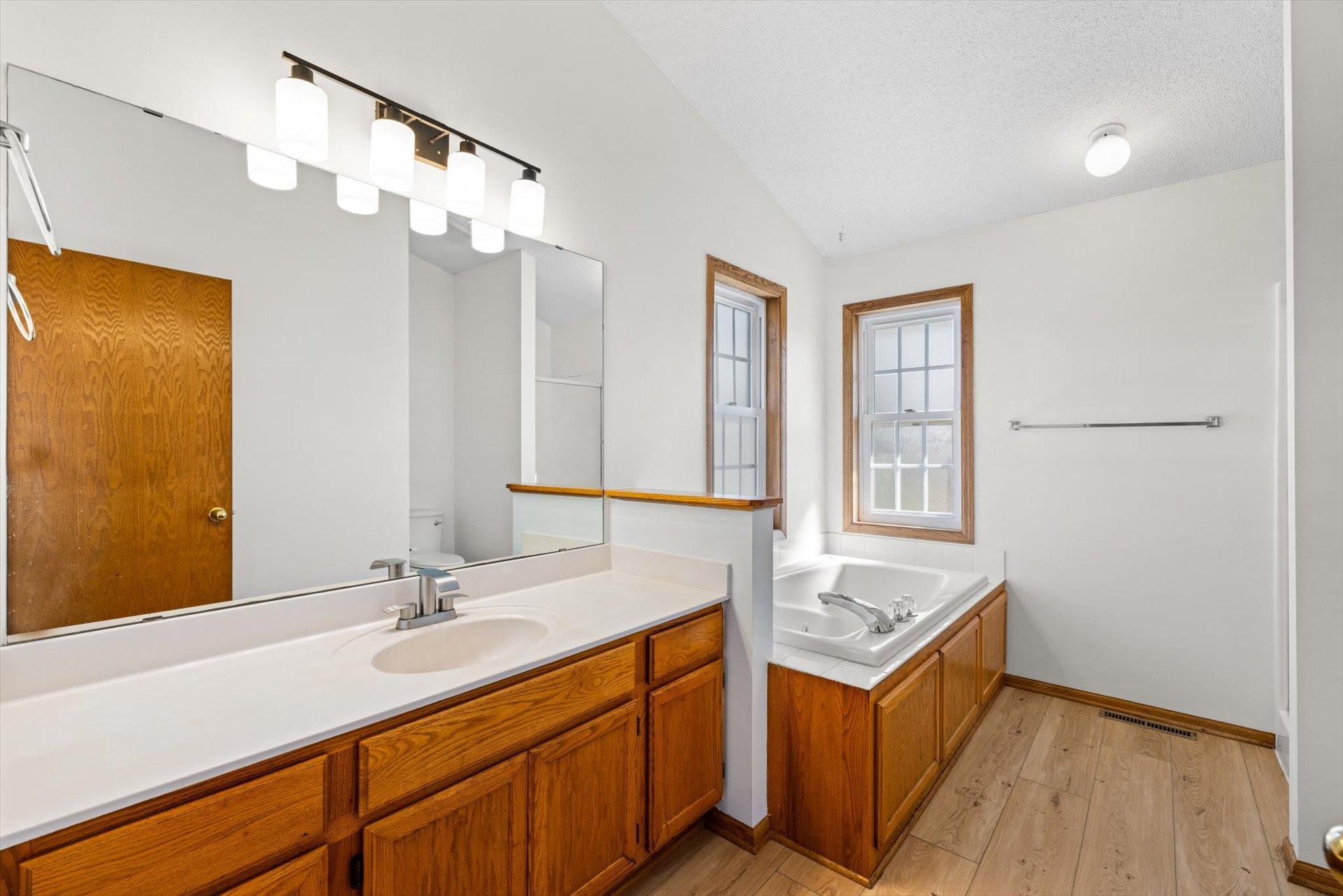 View of Residential at 952 Moonlight Drive, Woodbury MN 55125, Woodbury (25 of 33) - Mike Wilen | Minnesota Team Real Estate