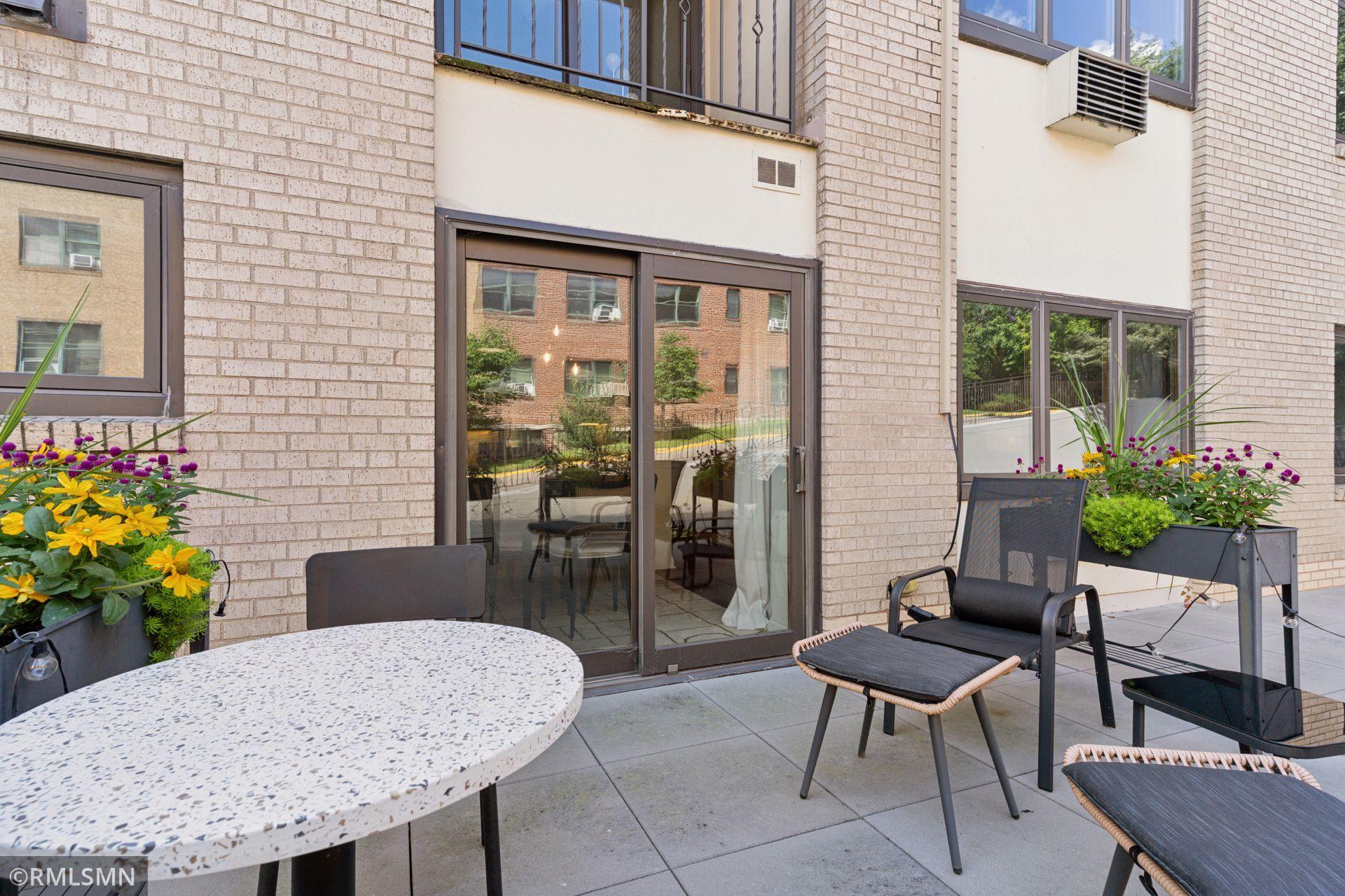 View of Residential at 2928 Dean Parkway #2I, Minneapolis MN 55416, Minneapolis (29 of 38) - Mike Wilen | Minnesota Team Real Estate