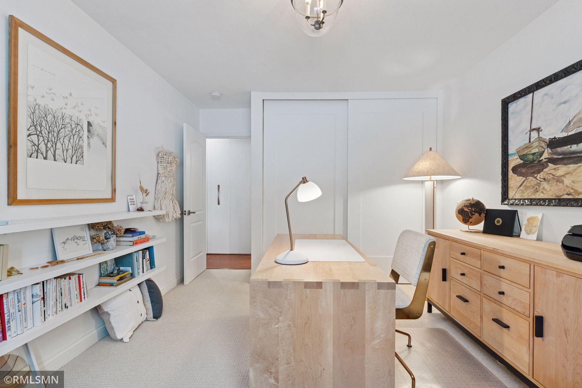 View of Residential at 2928 Dean Parkway #2I, Minneapolis MN 55416, Minneapolis (25 of 38) - Mike Wilen | Minnesota Team Real Estate