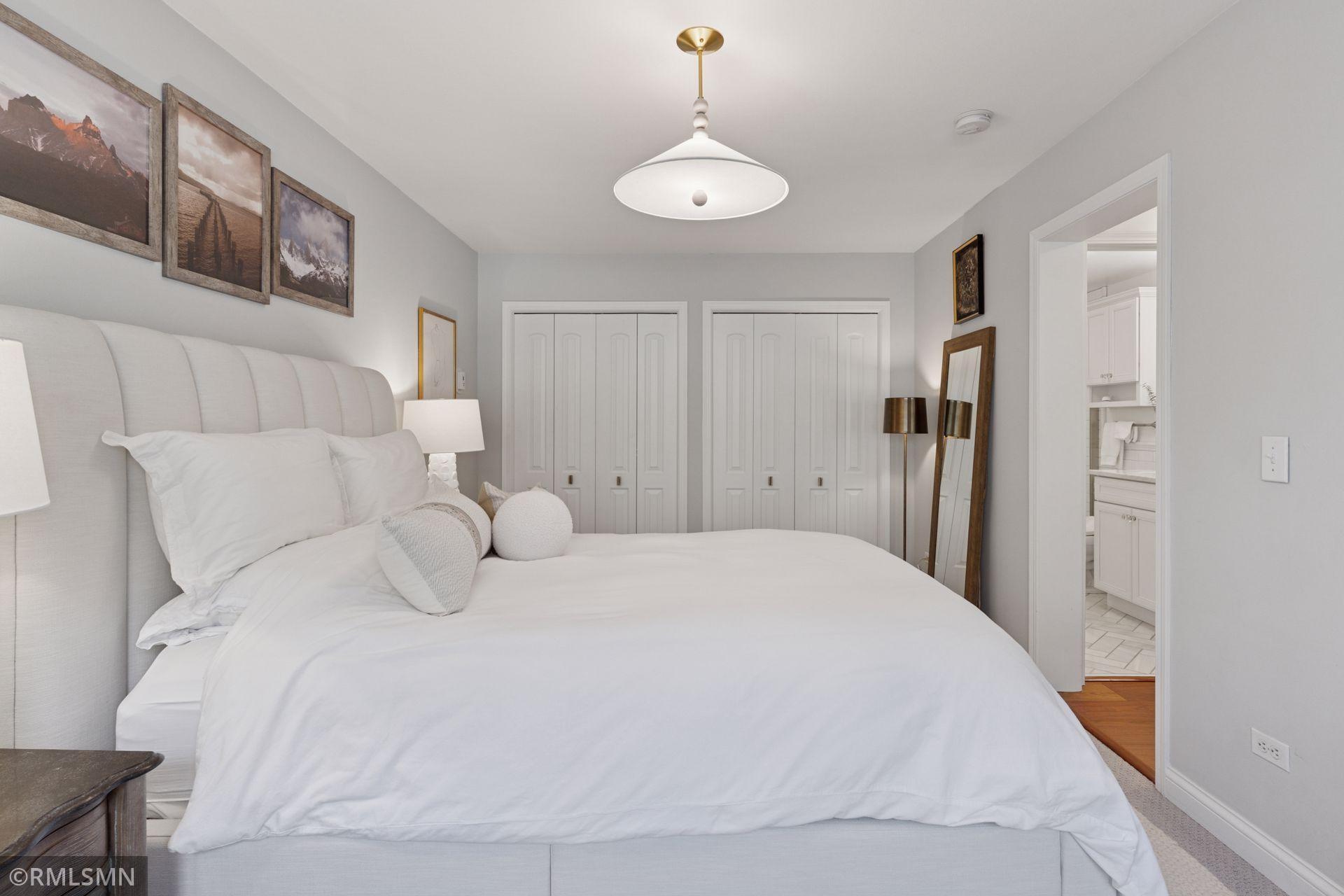 View of Residential at 2928 Dean Parkway #2I, Minneapolis MN 55416, Minneapolis (21 of 38) - Mike Wilen | Minnesota Team Real Estate