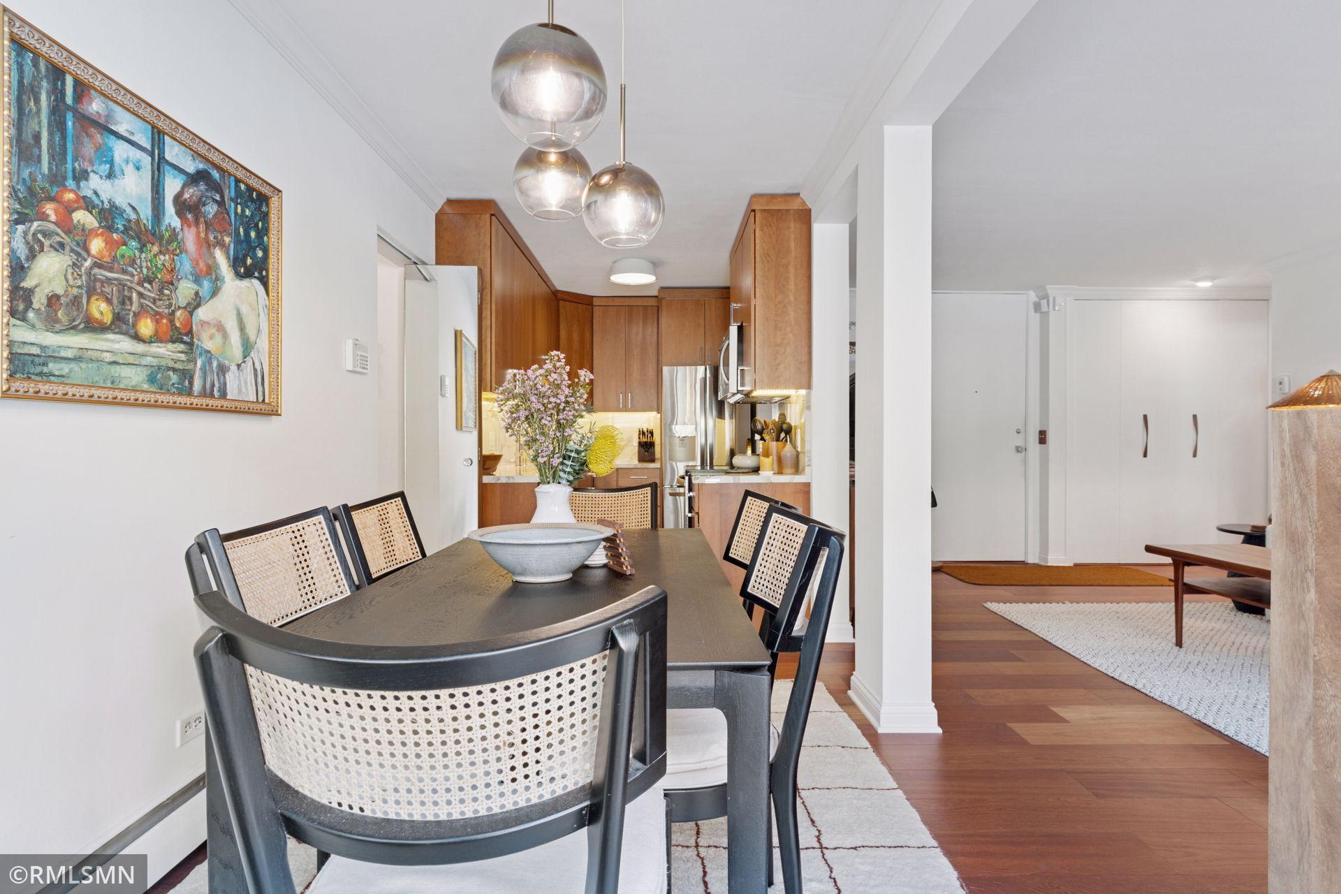 View of Residential at 2928 Dean Parkway #2I, Minneapolis MN 55416, Minneapolis (12 of 38) - Mike Wilen | Minnesota Team Real Estate