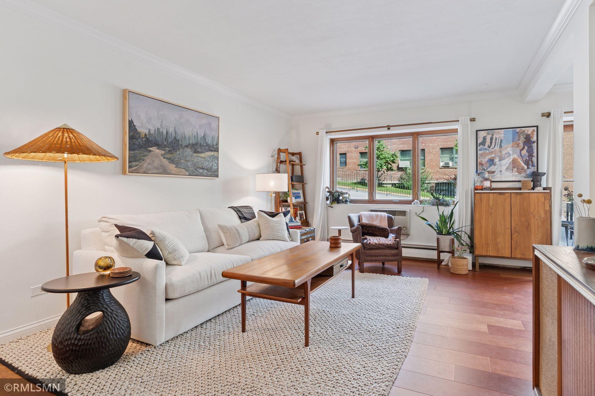 View of Residential at 2928 Dean Parkway #2I, Minneapolis MN 55416, Minneapolis (4 of 38) - Mike Wilen | Minnesota Team Real Estate