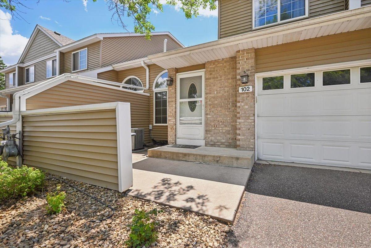 View of Residential at 102 Primrose Court, Vadnais Heights MN 55127, Vadnais Heights (2 of 16) - Mike Wilen | Minnesota Team Real Estate