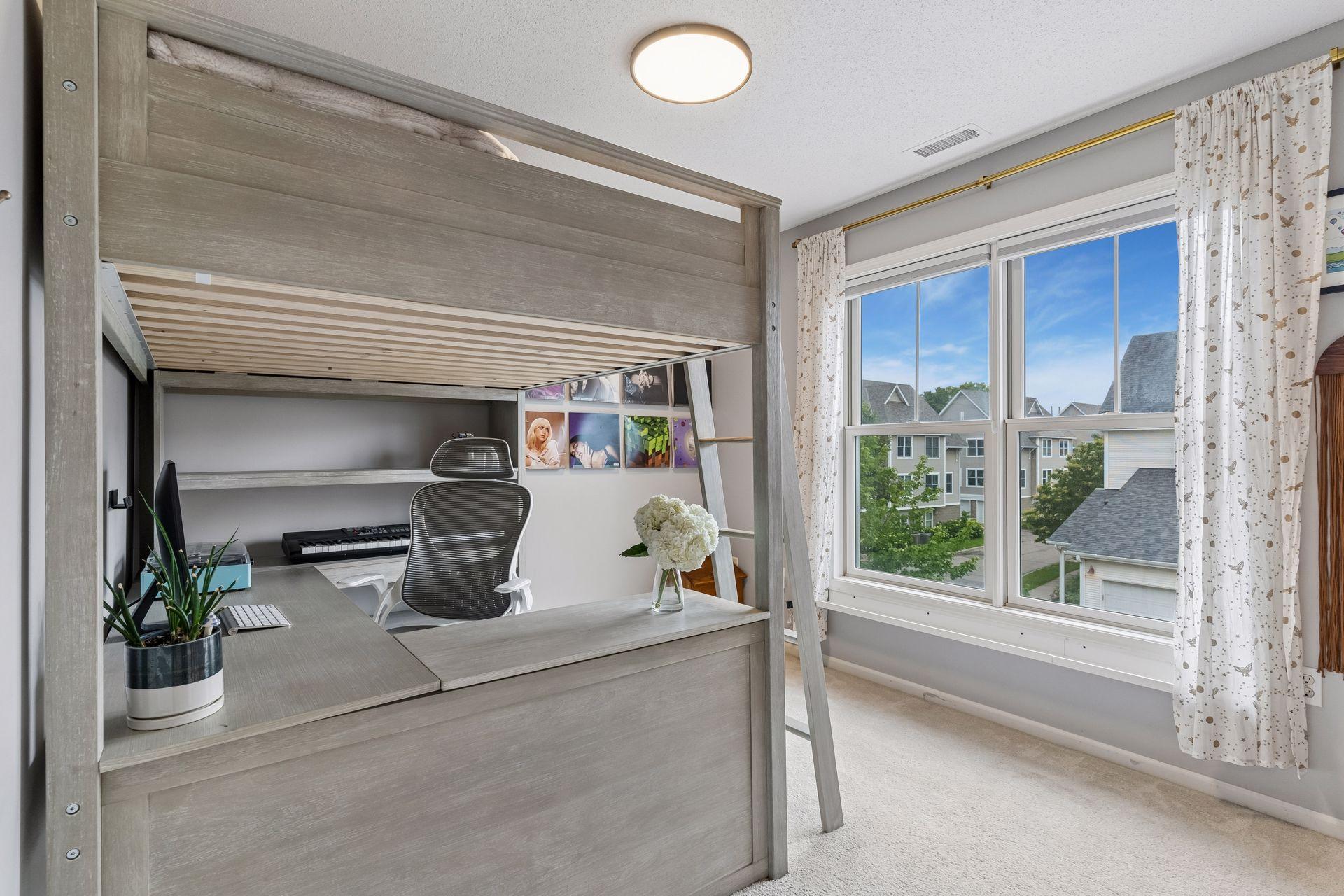 View of Residential at 724 25th Street, Minneapolis MN 55404, Minneapolis (27 of 37) - Mike Wilen | Minnesota Team Real Estate
