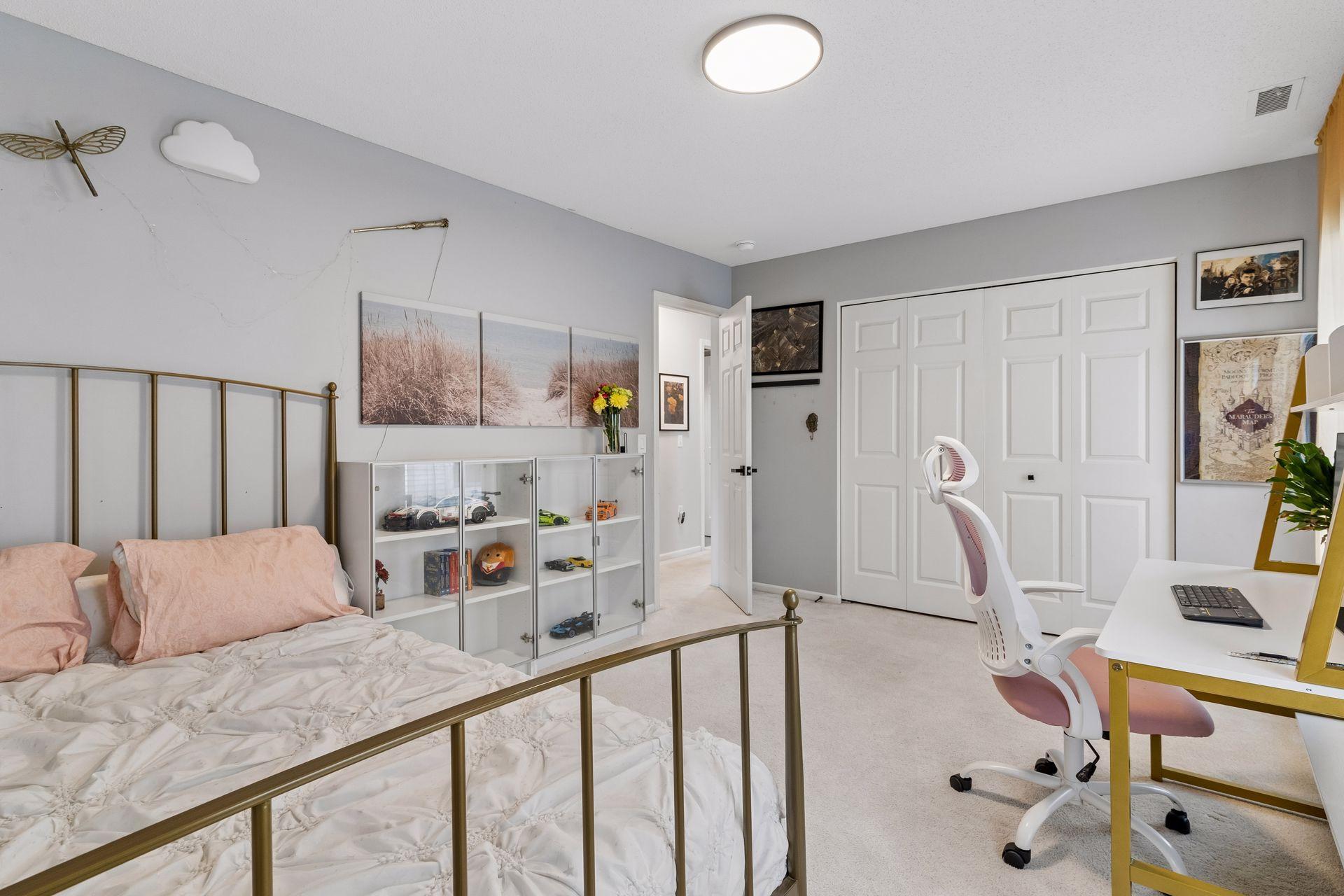 View of Residential at 724 25th Street, Minneapolis MN 55404, Minneapolis (26 of 37) - Mike Wilen | Minnesota Team Real Estate