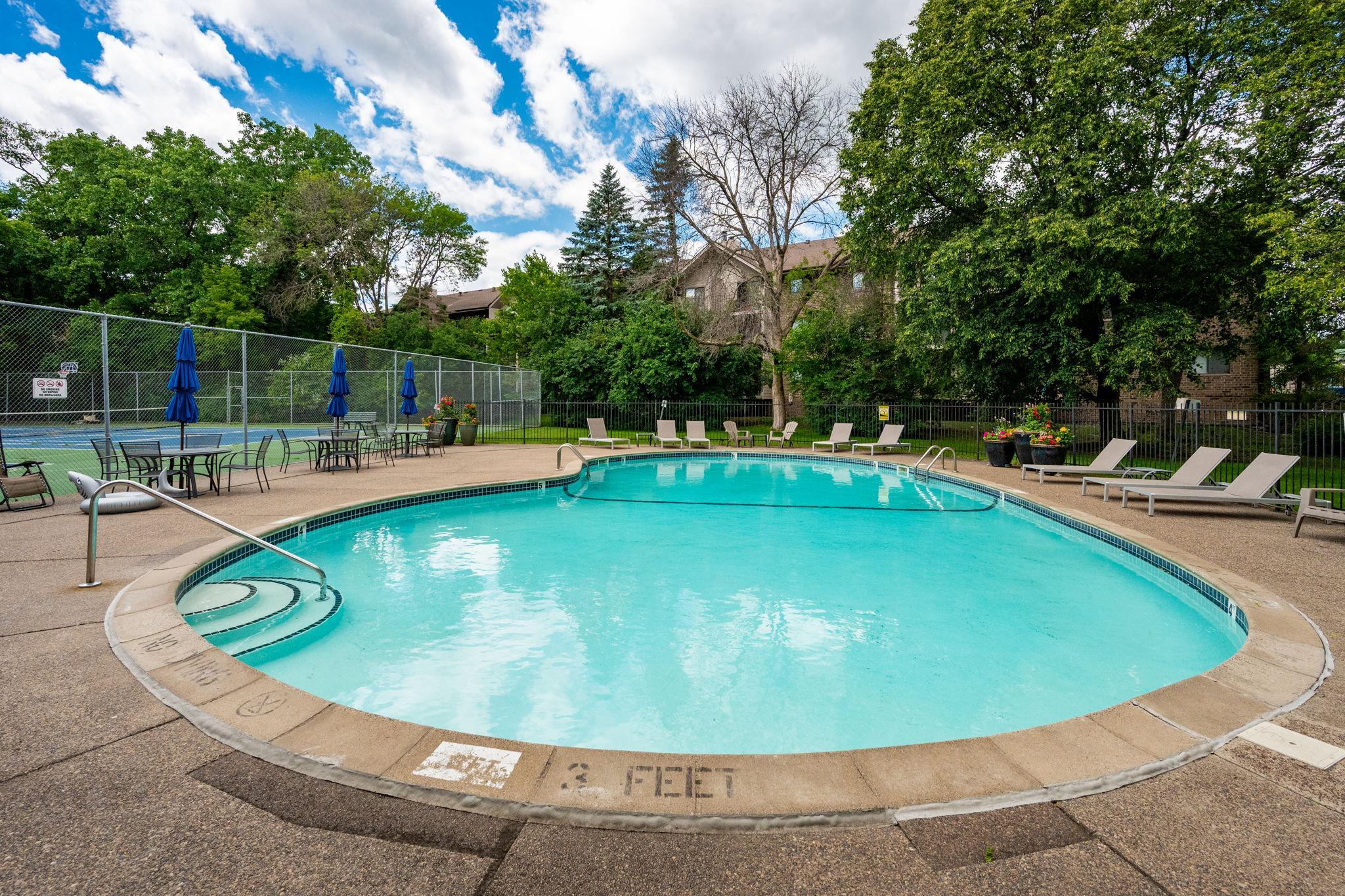 View of Residential at 10451 Greenbrier Road #318, Minnetonka MN 55305, Minnetonka (25 of 27) - Mike Wilen | Minnesota Team Real Estate