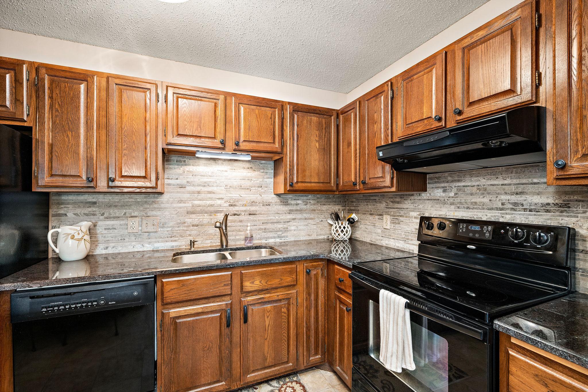 View of Residential at 10451 Greenbrier Road #318, Minnetonka MN 55305, Minnetonka (4 of 27) - Mike Wilen | Minnesota Team Real Estate