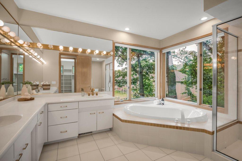 View of Residential at 3580 Fairway Drive, Hopkins MN 55305, Hopkins (19 of 41) - Mike Wilen | Minnesota Team Real Estate