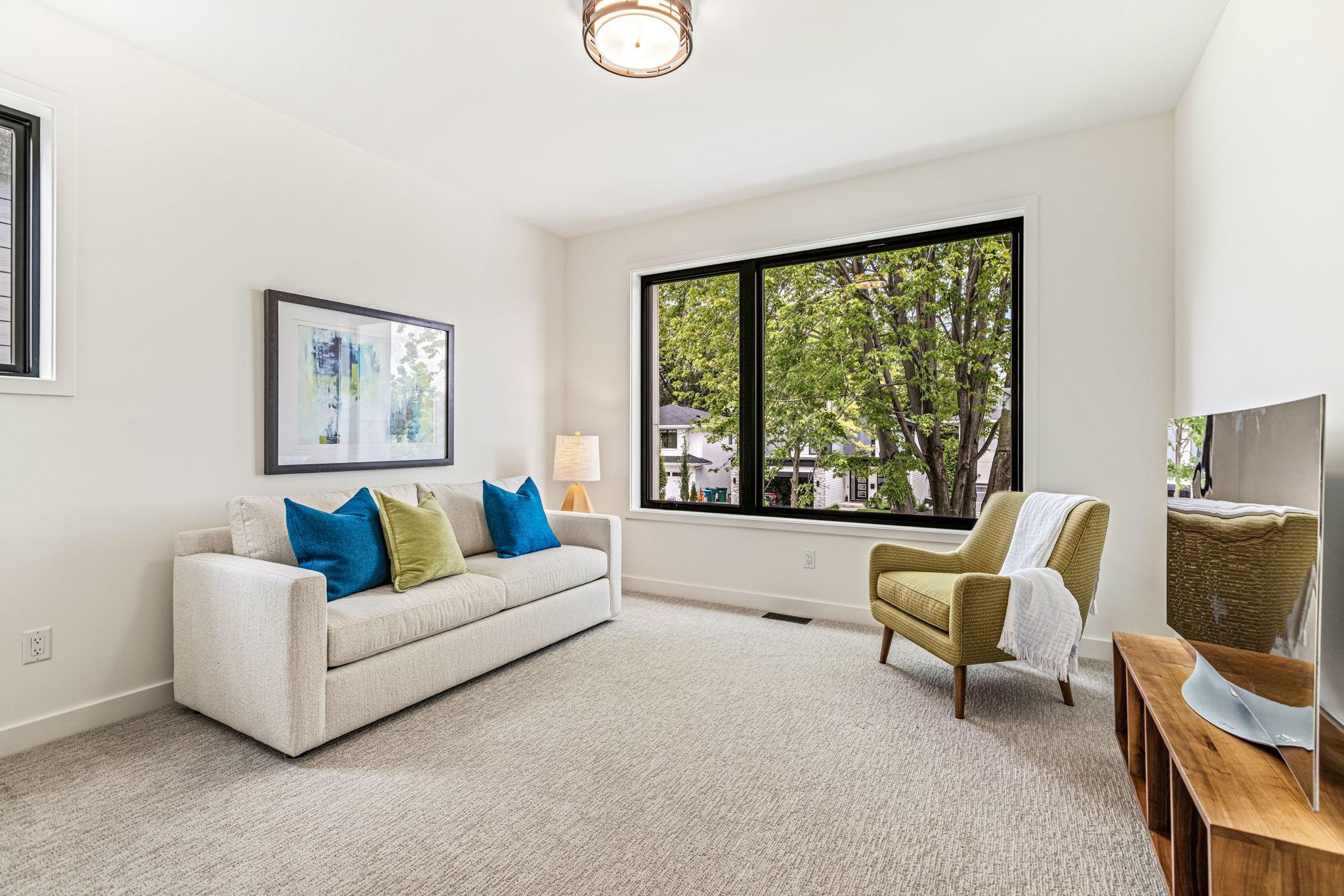 View of Residential at 6136 Oaklawn Avenue, Edina MN 55424, Edina (36 of 59) - Mike Wilen | Minnesota Team Real Estate