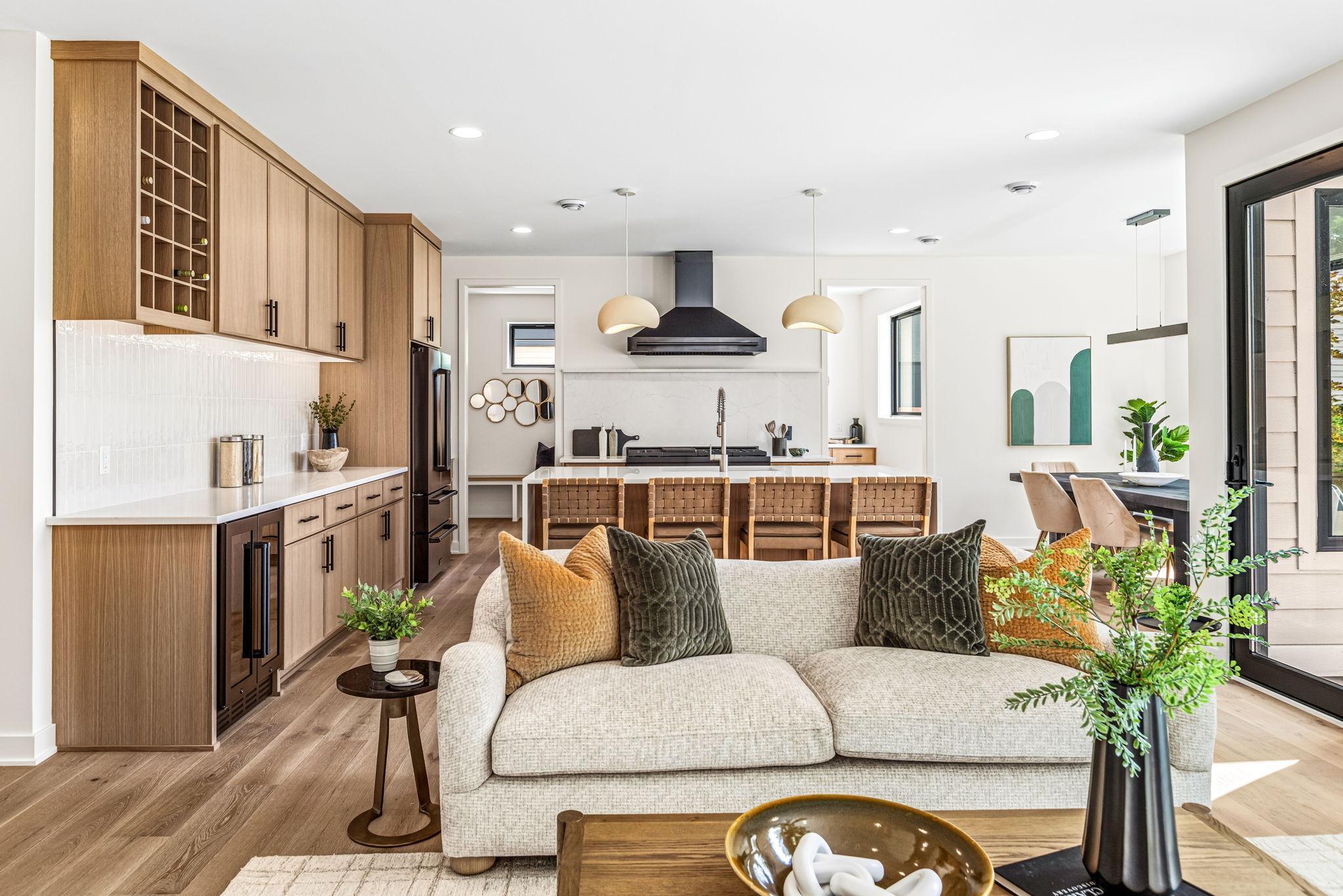 View of Residential at 6136 Oaklawn Avenue, Edina MN 55424, Edina (10 of 59) - Mike Wilen | Minnesota Team Real Estate