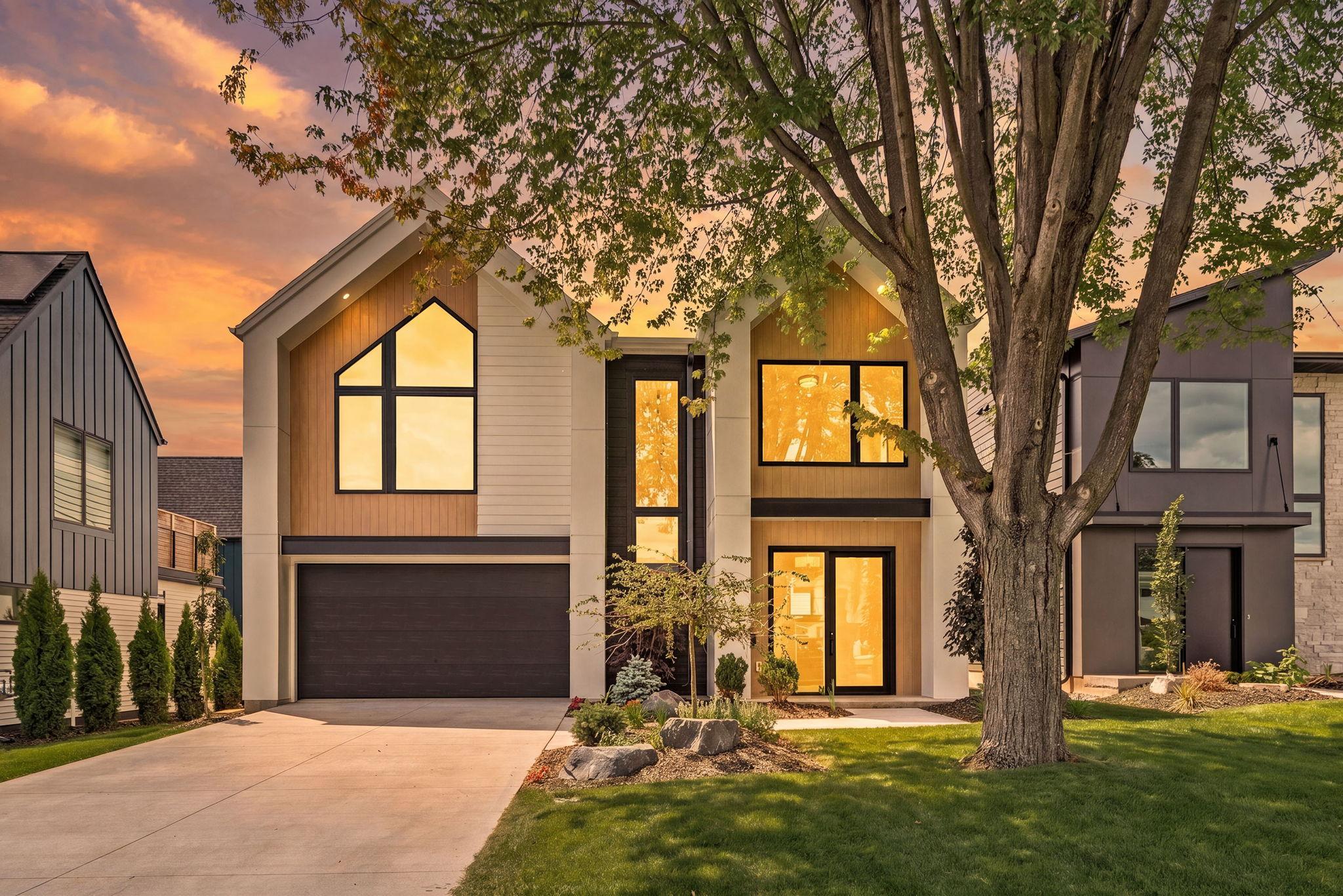 View of Residential at 6136 Oaklawn Avenue, Edina MN 55424, Edina (54 of 59) - Mike Wilen | Minnesota Team Real Estate