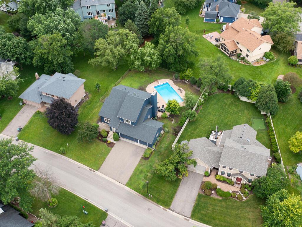 View of Residential at 18511 Maple Leaf Drive, Eden Prairie MN 55346, Eden Prairie (2 of 65) - Mike Wilen | Minnesota Team Real Estate