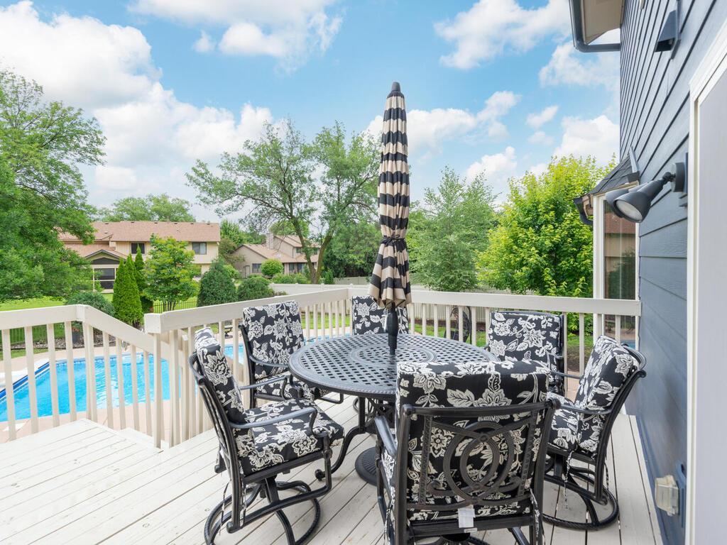 View of Residential at 18511 Maple Leaf Drive, Eden Prairie MN 55346, Eden Prairie (22 of 65) - Mike Wilen | Minnesota Team Real Estate