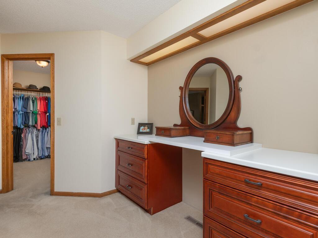 View of Residential at 18511 Maple Leaf Drive, Eden Prairie MN 55346, Eden Prairie (41 of 65) - Mike Wilen | Minnesota Team Real Estate