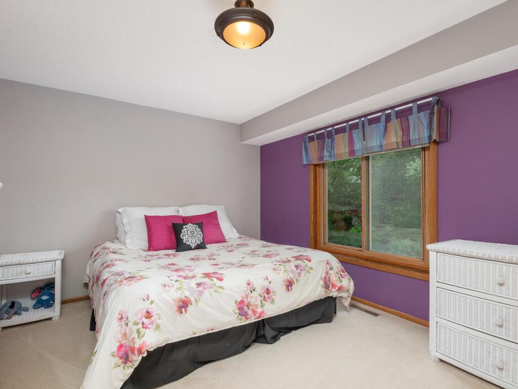 View of Residential at 18511 Maple Leaf Drive, Eden Prairie MN 55346, Eden Prairie (45 of 65) - Mike Wilen | Minnesota Team Real Estate