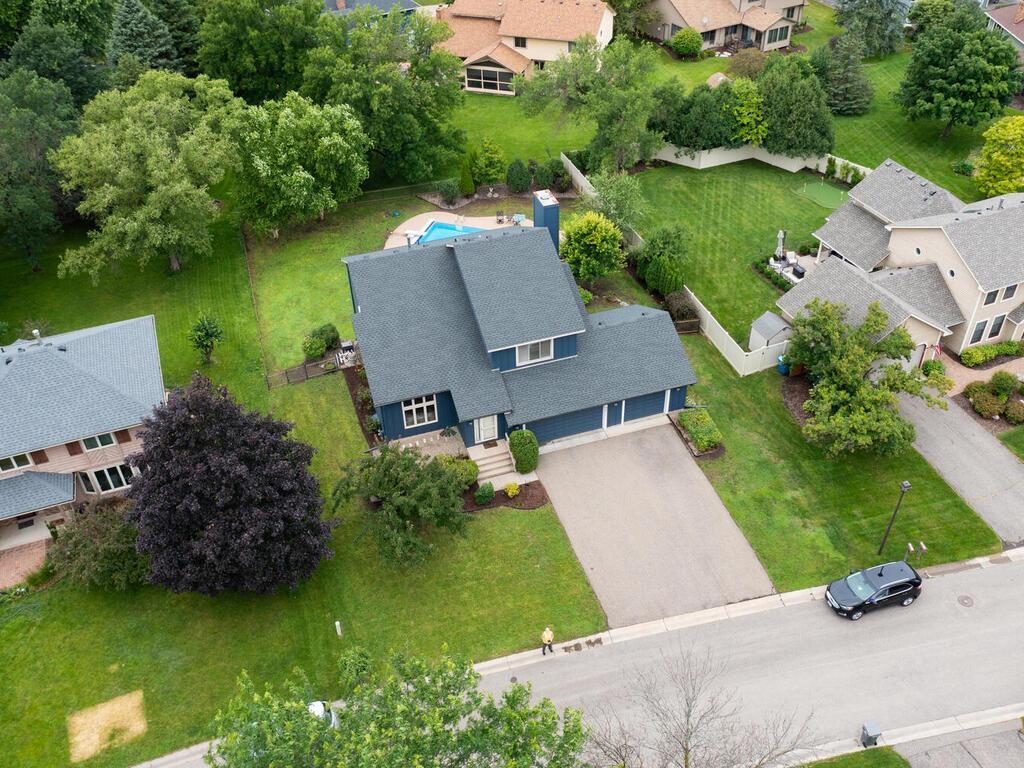 View of Residential at 18511 Maple Leaf Drive, Eden Prairie MN 55346, Eden Prairie (59 of 65) - Mike Wilen | Minnesota Team Real Estate