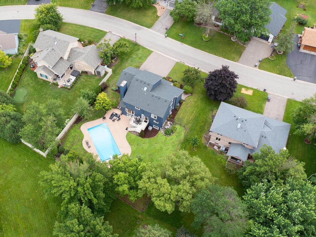 View of Residential at 18511 Maple Leaf Drive, Eden Prairie MN 55346, Eden Prairie (61 of 65) - Mike Wilen | Minnesota Team Real Estate
