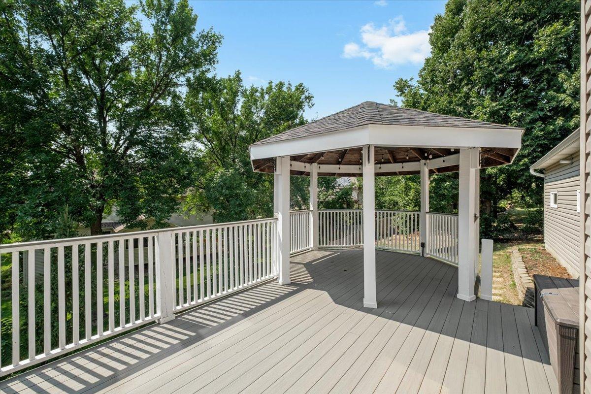 View of Residential at 794 Interlachen Draw, Woodbury MN 55125, Woodbury (41 of 44) - Mike Wilen | Minnesota Team Real Estate