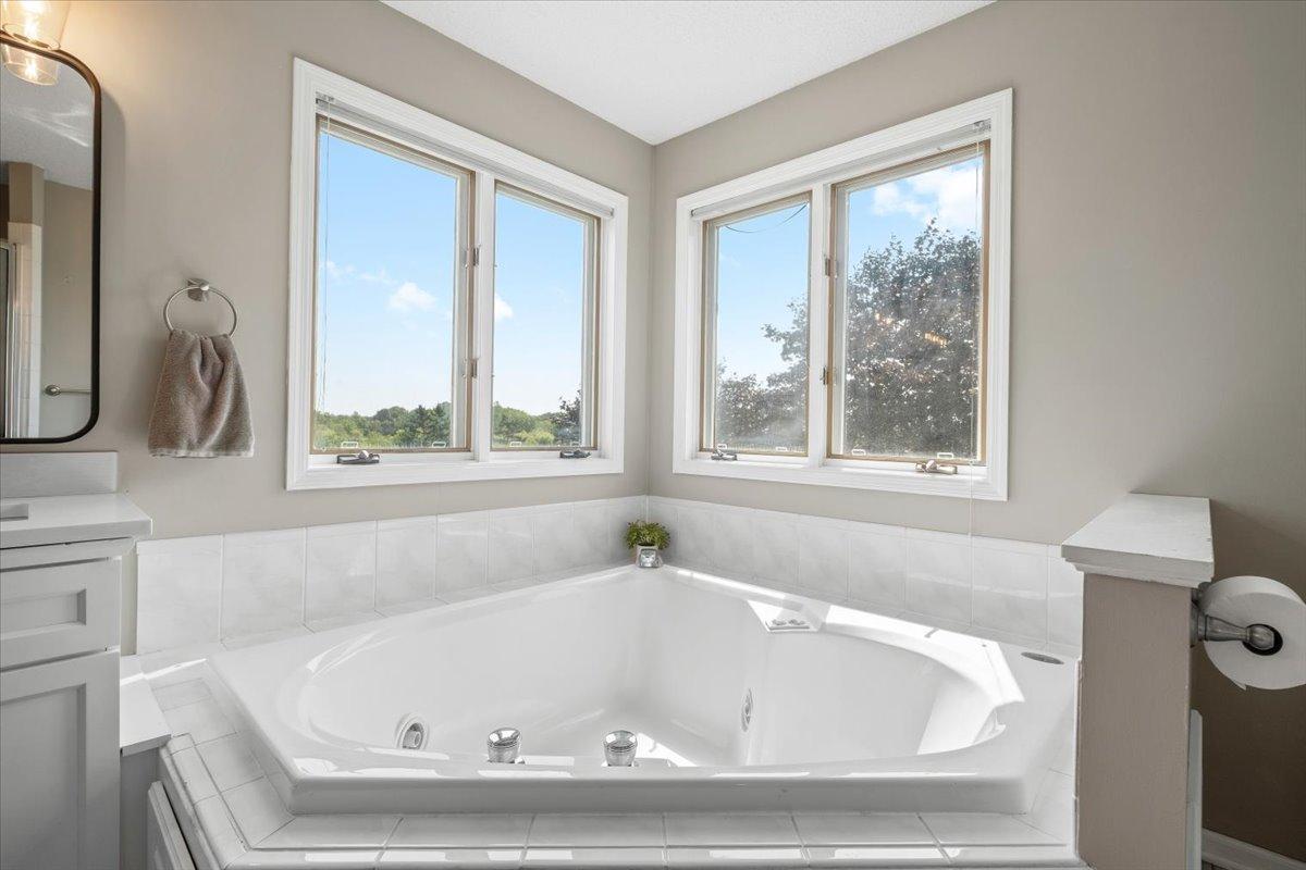 View of Residential at 794 Interlachen Draw, Woodbury MN 55125, Woodbury (26 of 44) - Mike Wilen | Minnesota Team Real Estate