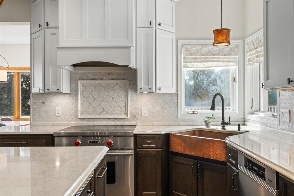 View of Residential at 794 Interlachen Draw, Woodbury MN 55125, Woodbury (11 of 44) - Mike Wilen | Minnesota Team Real Estate