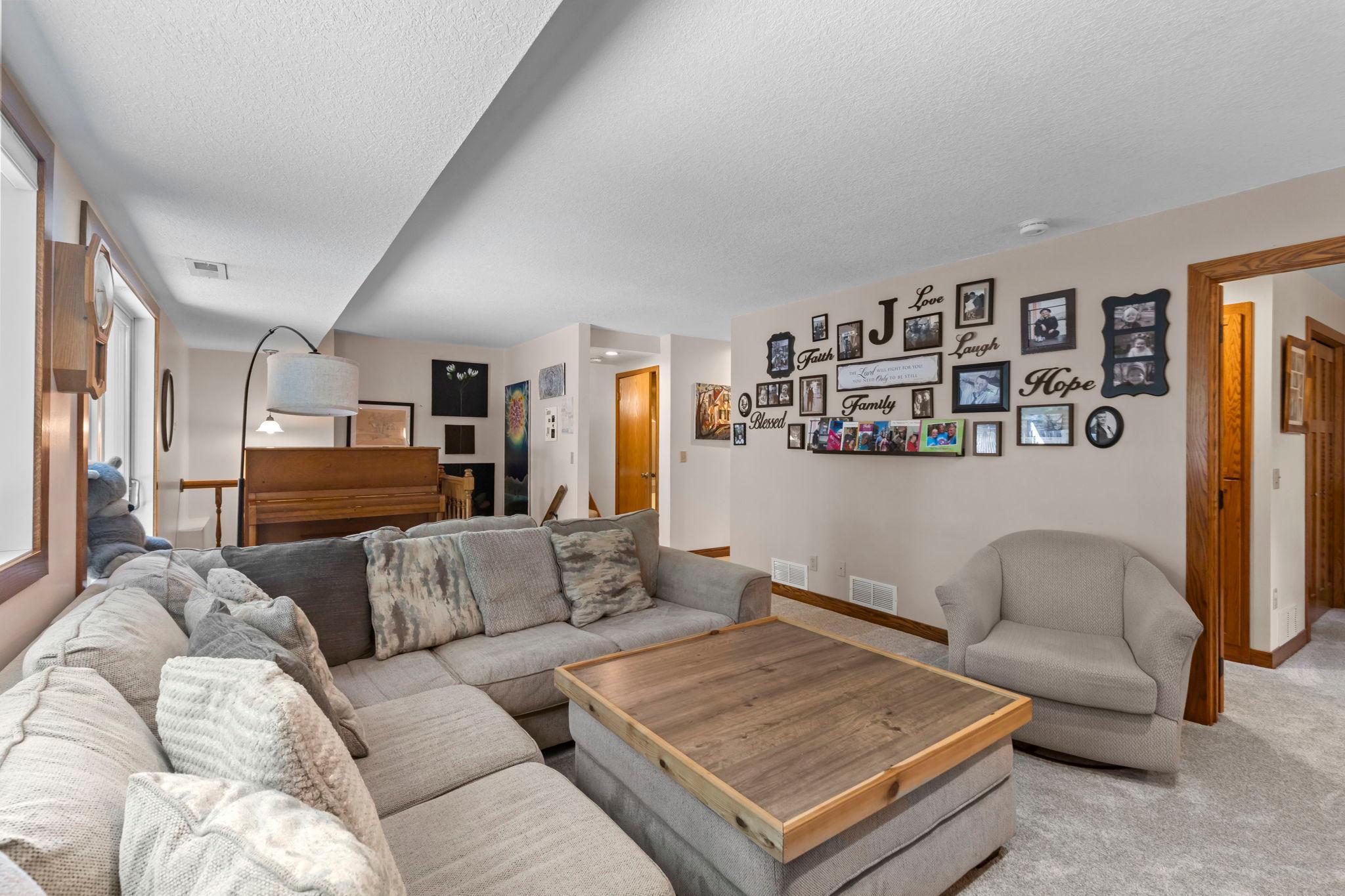 View of Residential at 13001 Nightingale Street, Coon Rapids MN 55448, Coon Rapids (47 of 82) - Mike Wilen | Minnesota Team Real Estate