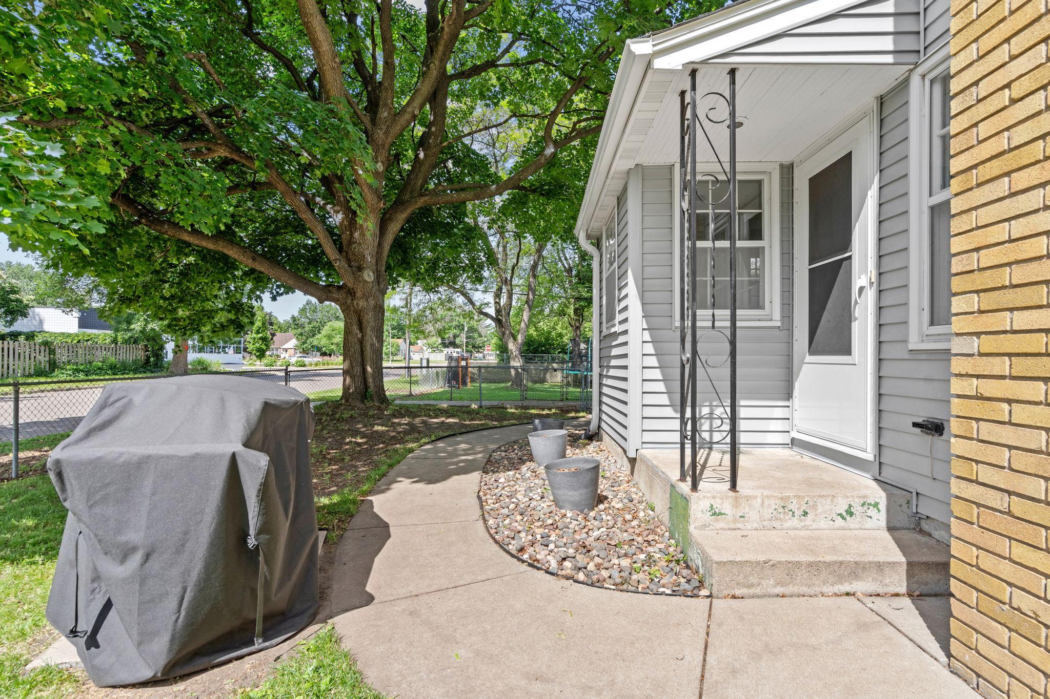 View of Residential at 7244 Oliver Avenue, Richfield MN 55423, Richfield (4 of 42) - Mike Wilen | Minnesota Team Real Estate