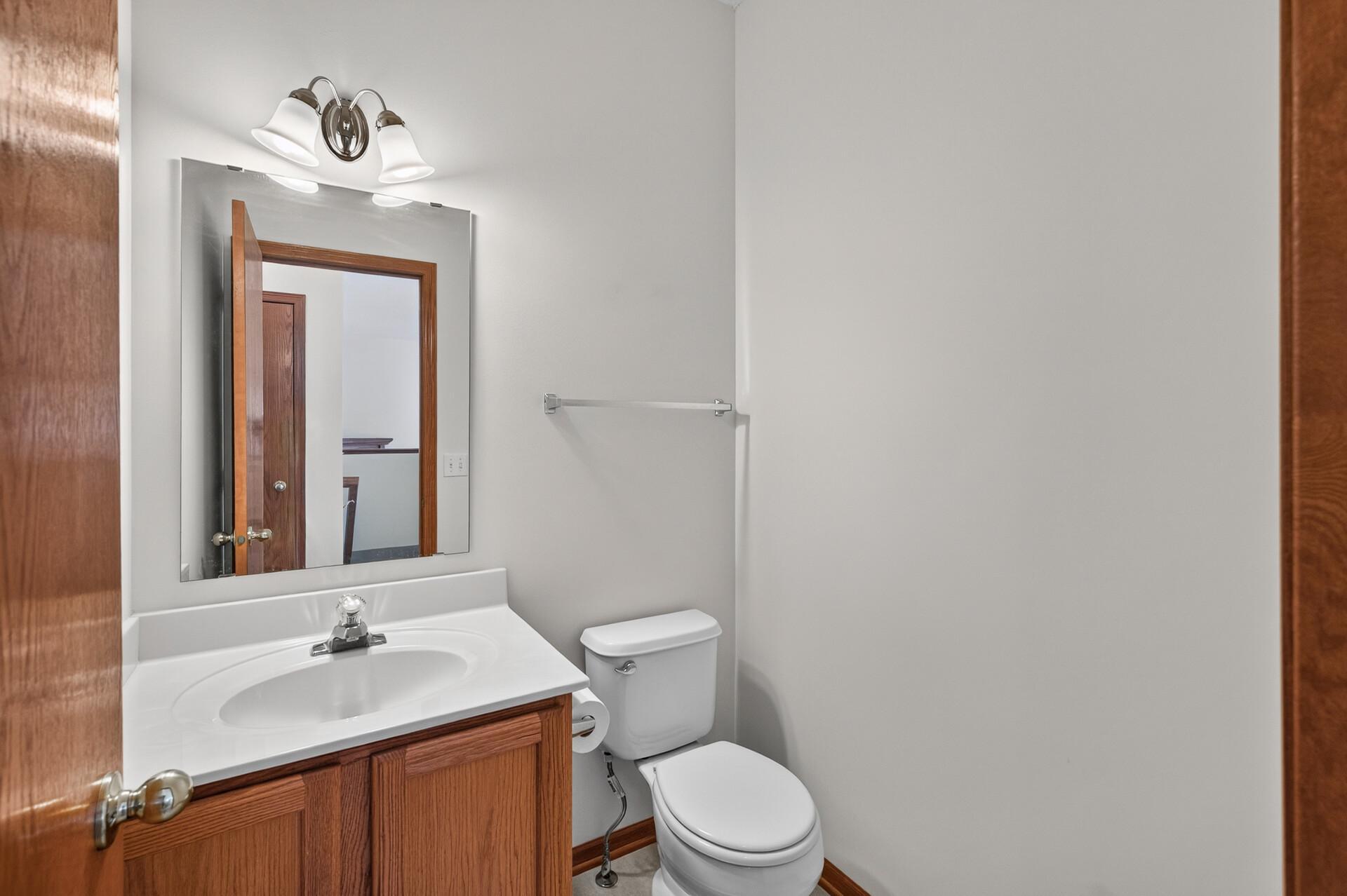 View of Residential at 442 Meadowood Lane, Burnsville MN 55337, Burnsville (29 of 45) - Mike Wilen | Minnesota Team Real Estate