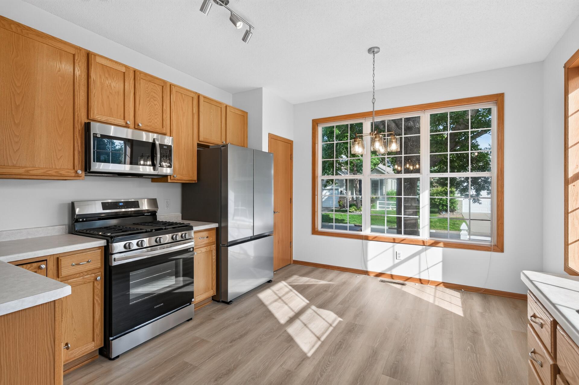 View of Residential at 442 Meadowood Lane, Burnsville MN 55337, Burnsville (2 of 45) - Mike Wilen | Minnesota Team Real Estate