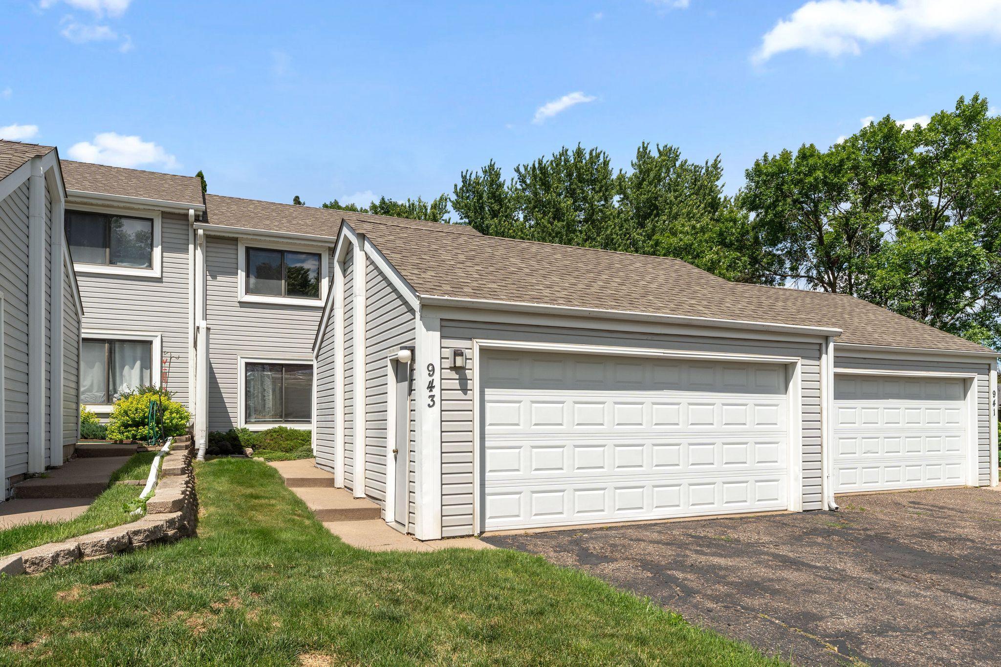 View of Residential at 943 Sylvia Lane, Shoreview MN 55126, Shoreview - Mike Wilen | Minnesota Team Real Estate