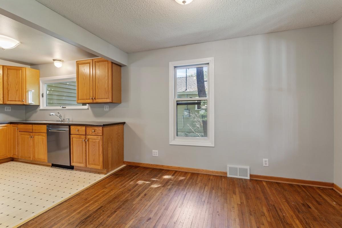 View of Residential at 15240 9th Avenue, Plymouth MN 55447, Plymouth (9 of 27) - Mike Wilen | Minnesota Team Real Estate