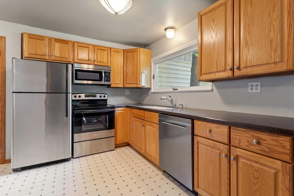 View of Residential at 15240 9th Avenue, Plymouth MN 55447, Plymouth (3 of 27) - Mike Wilen | Minnesota Team Real Estate