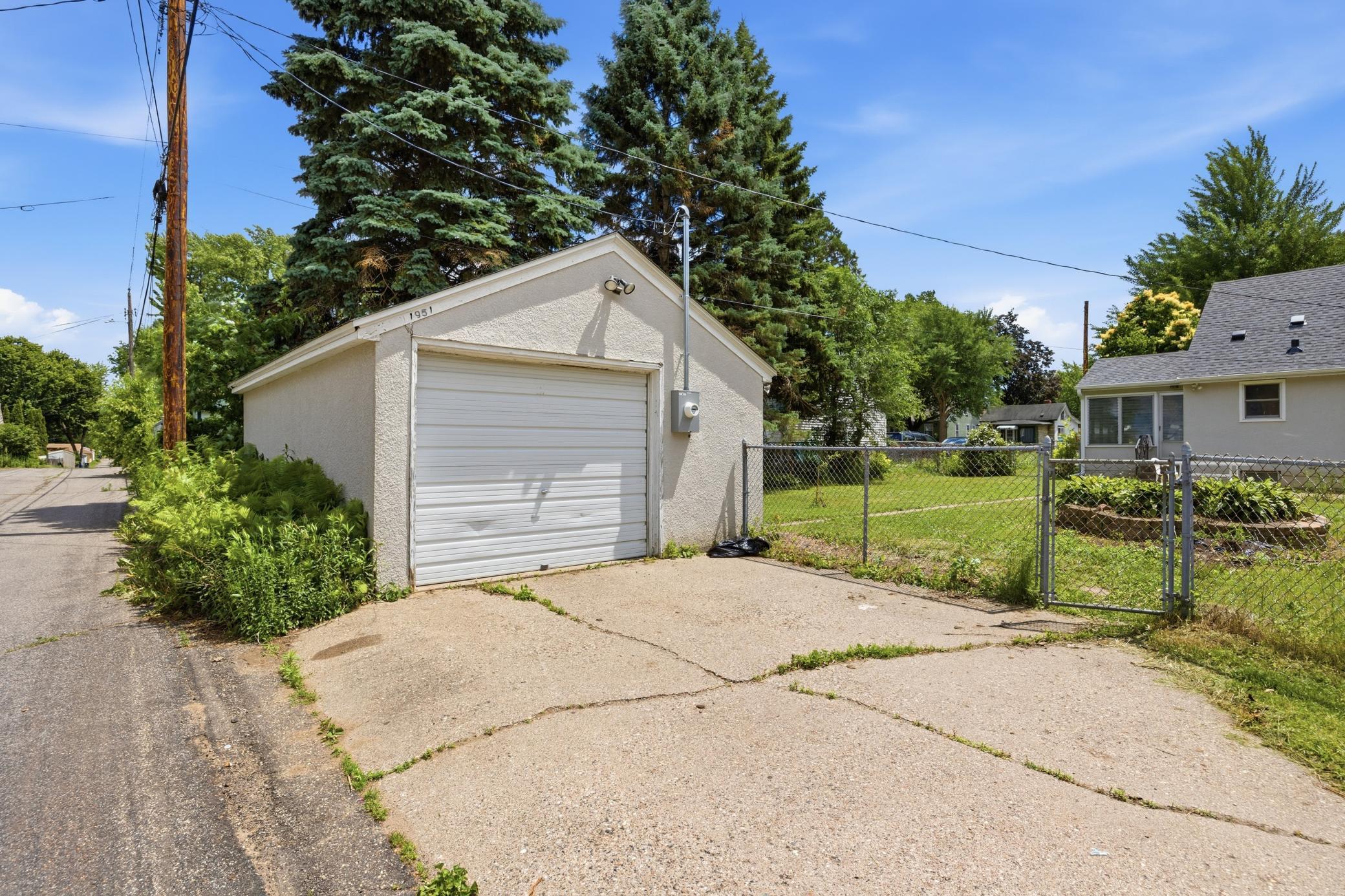 View of Residential at 1951 Fremont Avenue, Saint Paul MN 55119, Saint Paul (25 of 25) - Mike Wilen | Minnesota Team Real Estate