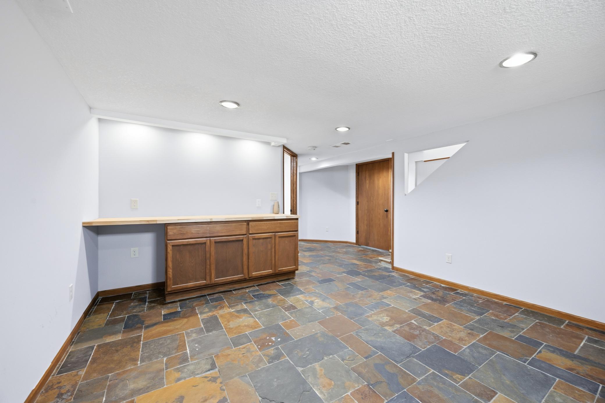 View of Residential at 1951 Fremont Avenue, Saint Paul MN 55119, Saint Paul (17 of 25) - Mike Wilen | Minnesota Team Real Estate