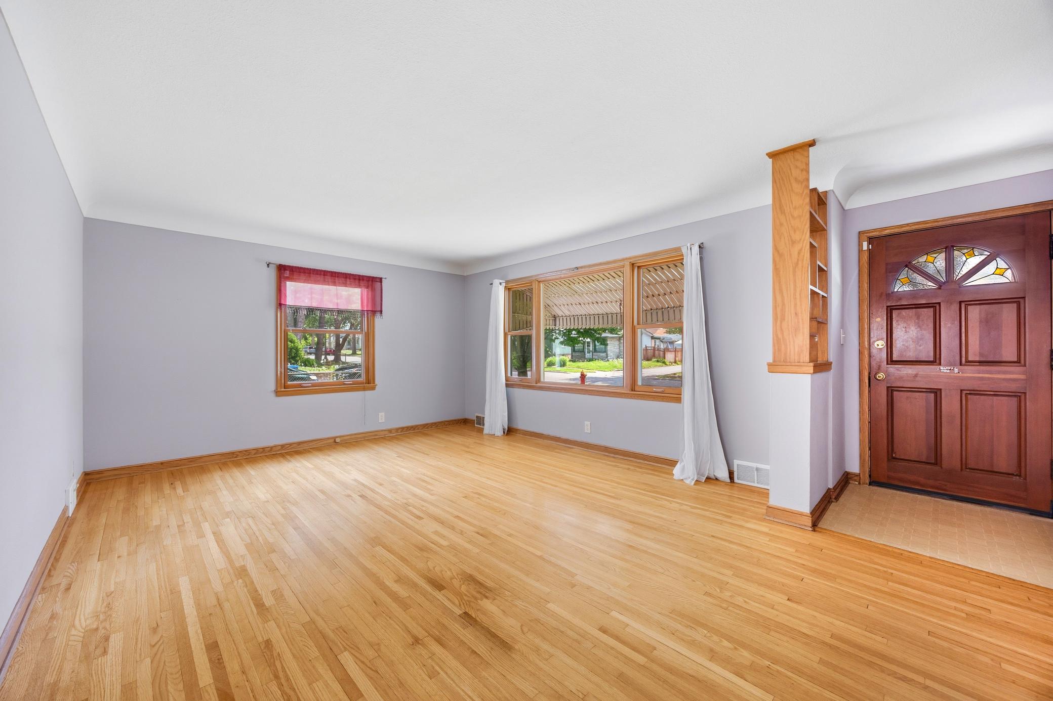 View of Residential at 1951 Fremont Avenue, Saint Paul MN 55119, Saint Paul (5 of 25) - Mike Wilen | Minnesota Team Real Estate