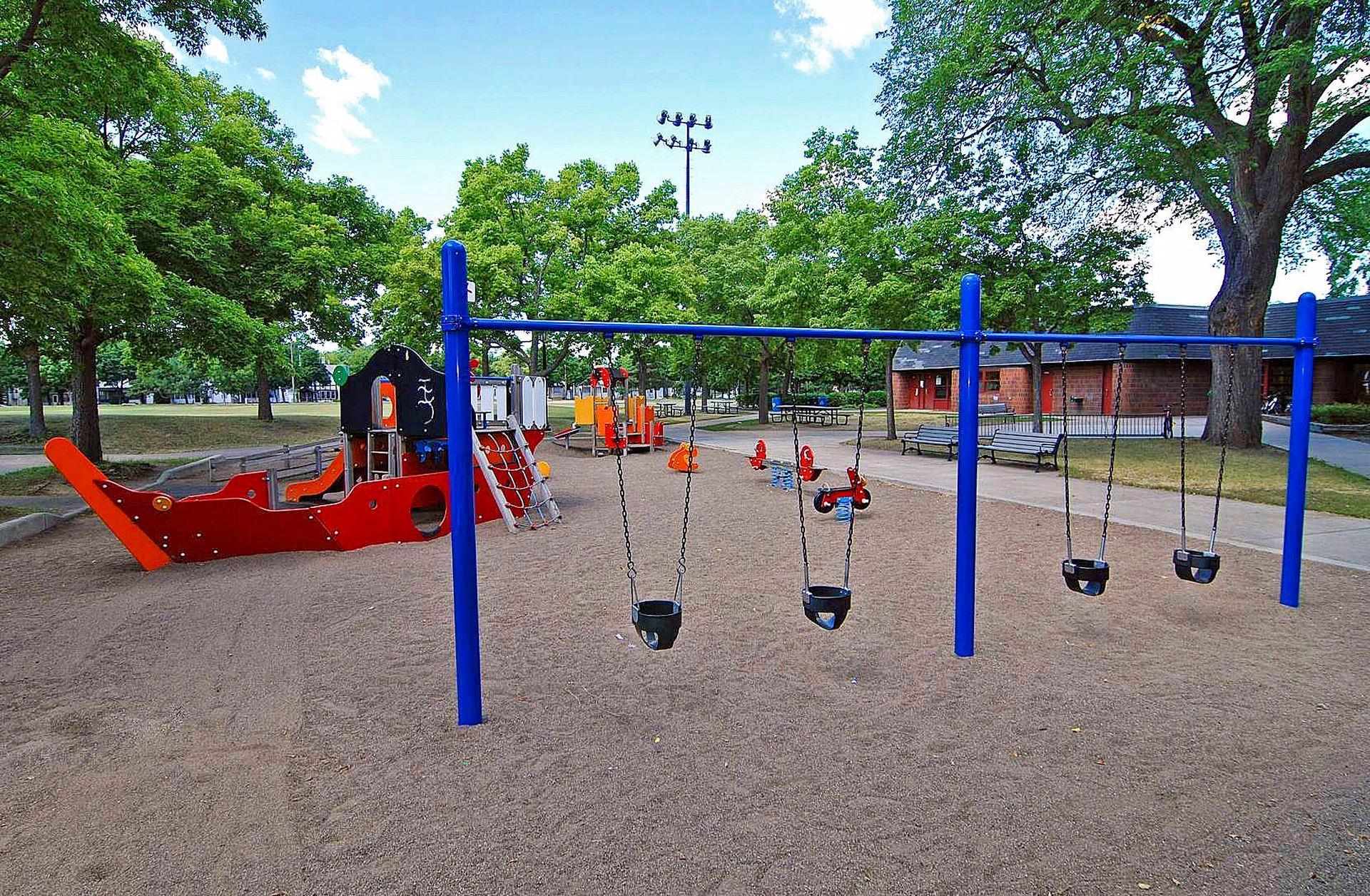 View of Residential Income at 671 Spring Street, Minneapolis MN 55413, Minneapolis (33 of 41) - Mike Wilen | Minnesota Team Real Estate