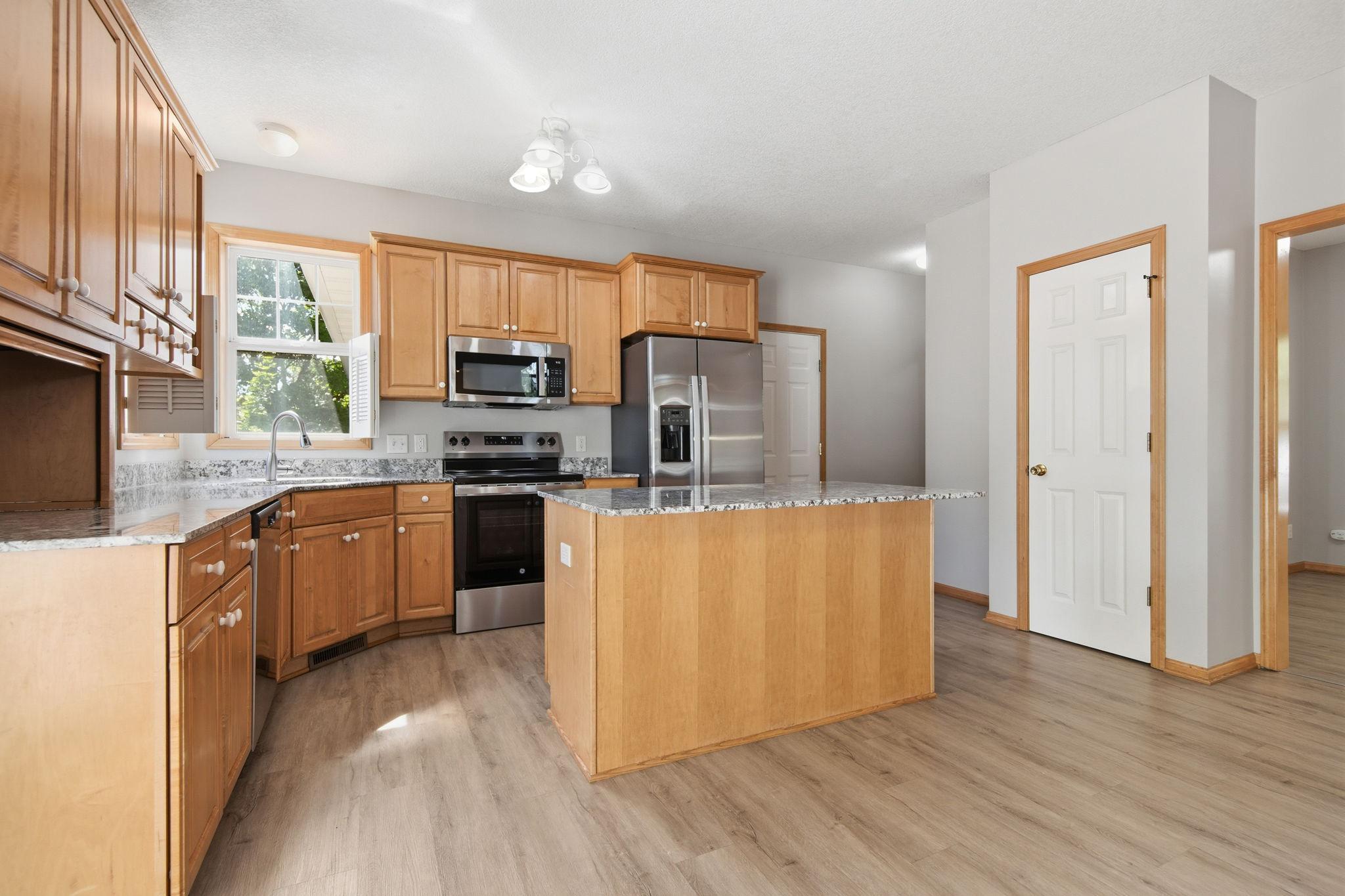 View of Residential at 9260 Icosa Street, Lakeville MN 55044, Lakeville (8 of 74) - Mike Wilen | Minnesota Team Real Estate