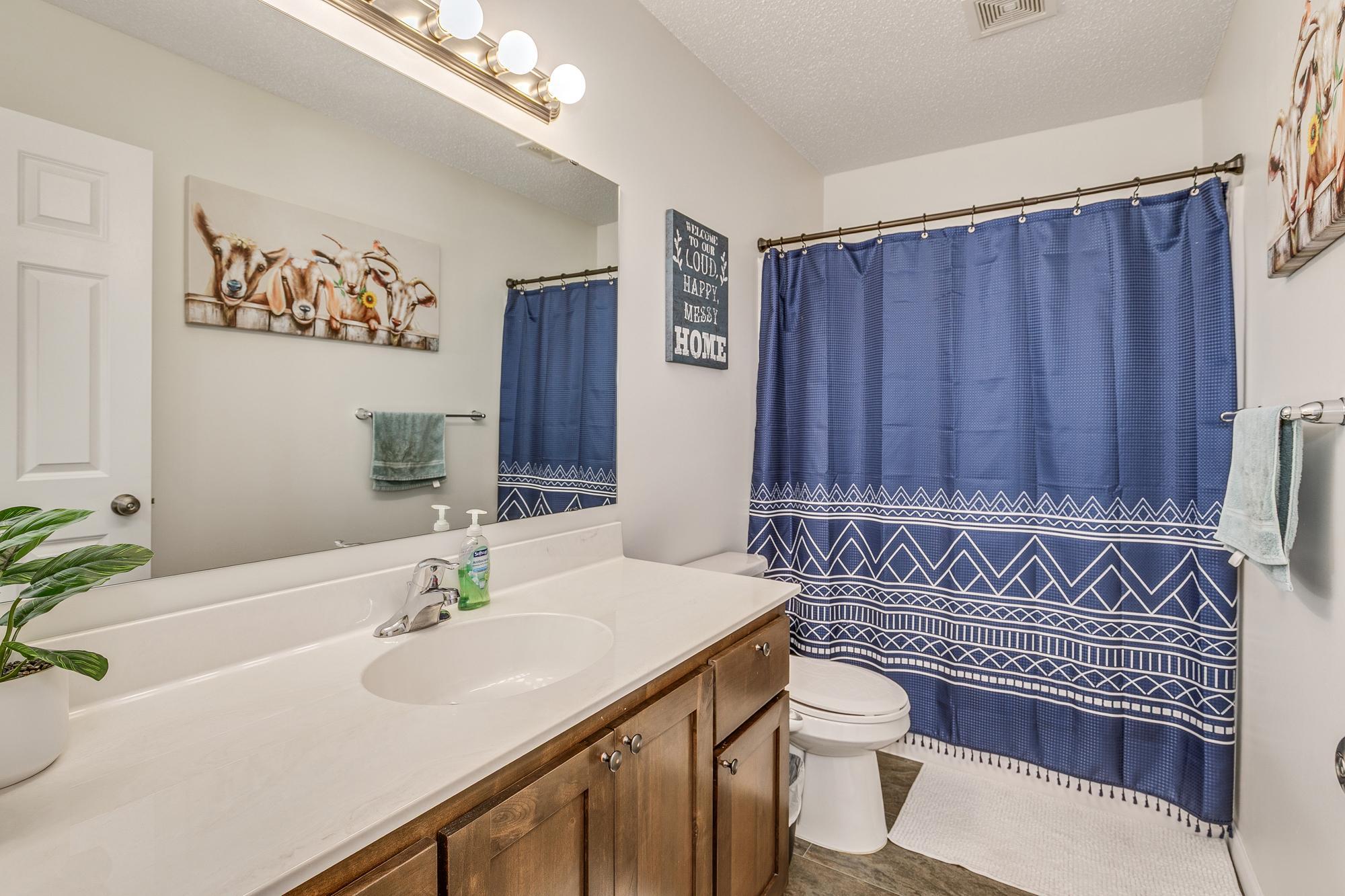 View of Residential at 37621 Hawthorne Avenue, North Branch MN 55056, North Branch (11 of 24) - Mike Wilen | Minnesota Team Real Estate